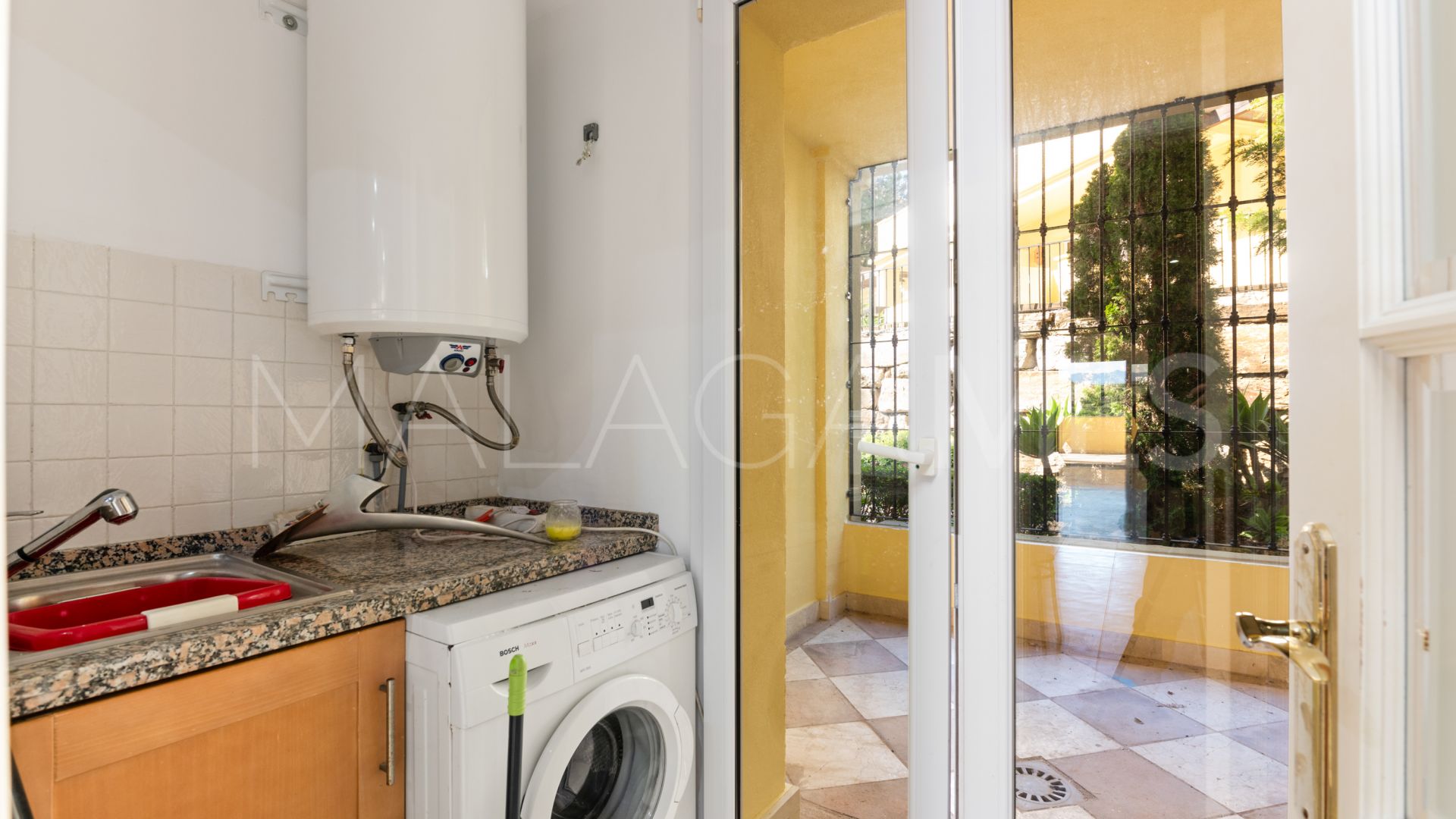 Apartment for sale in Majestic with 3 bedrooms