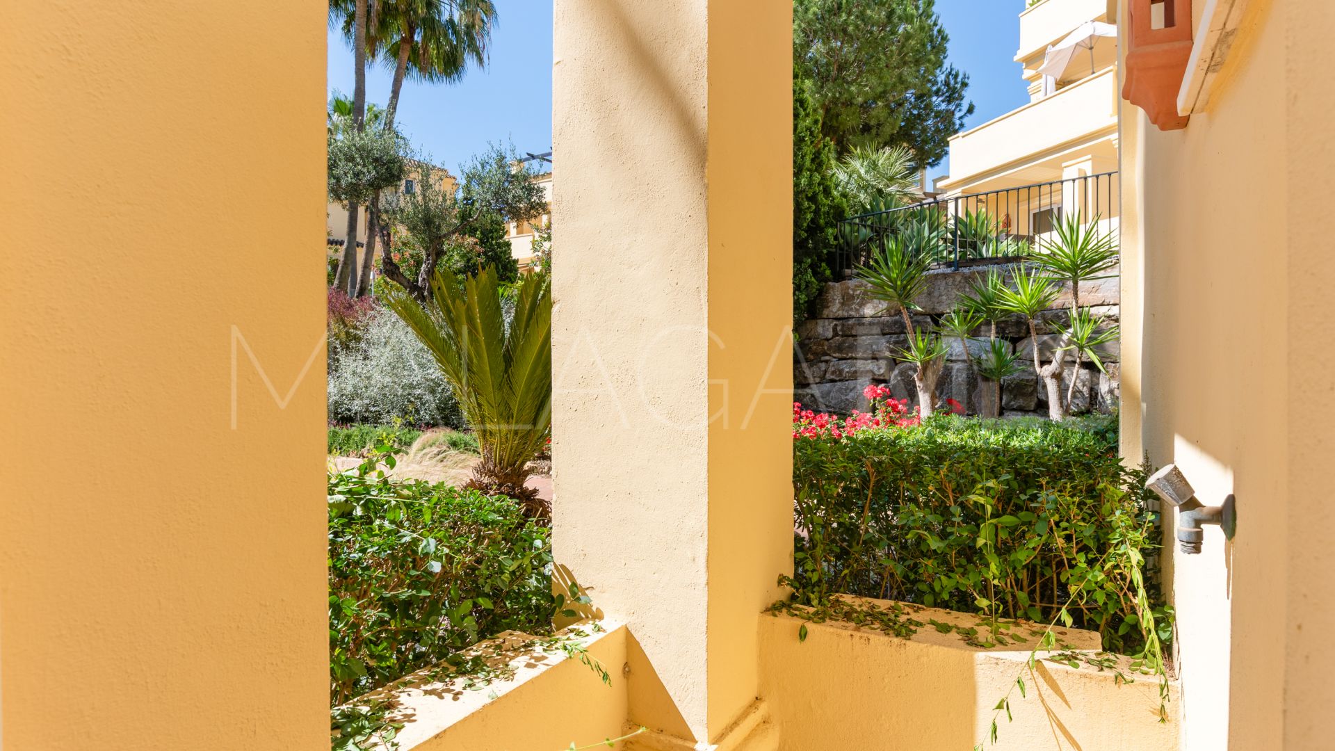 Apartment for sale in Majestic with 3 bedrooms