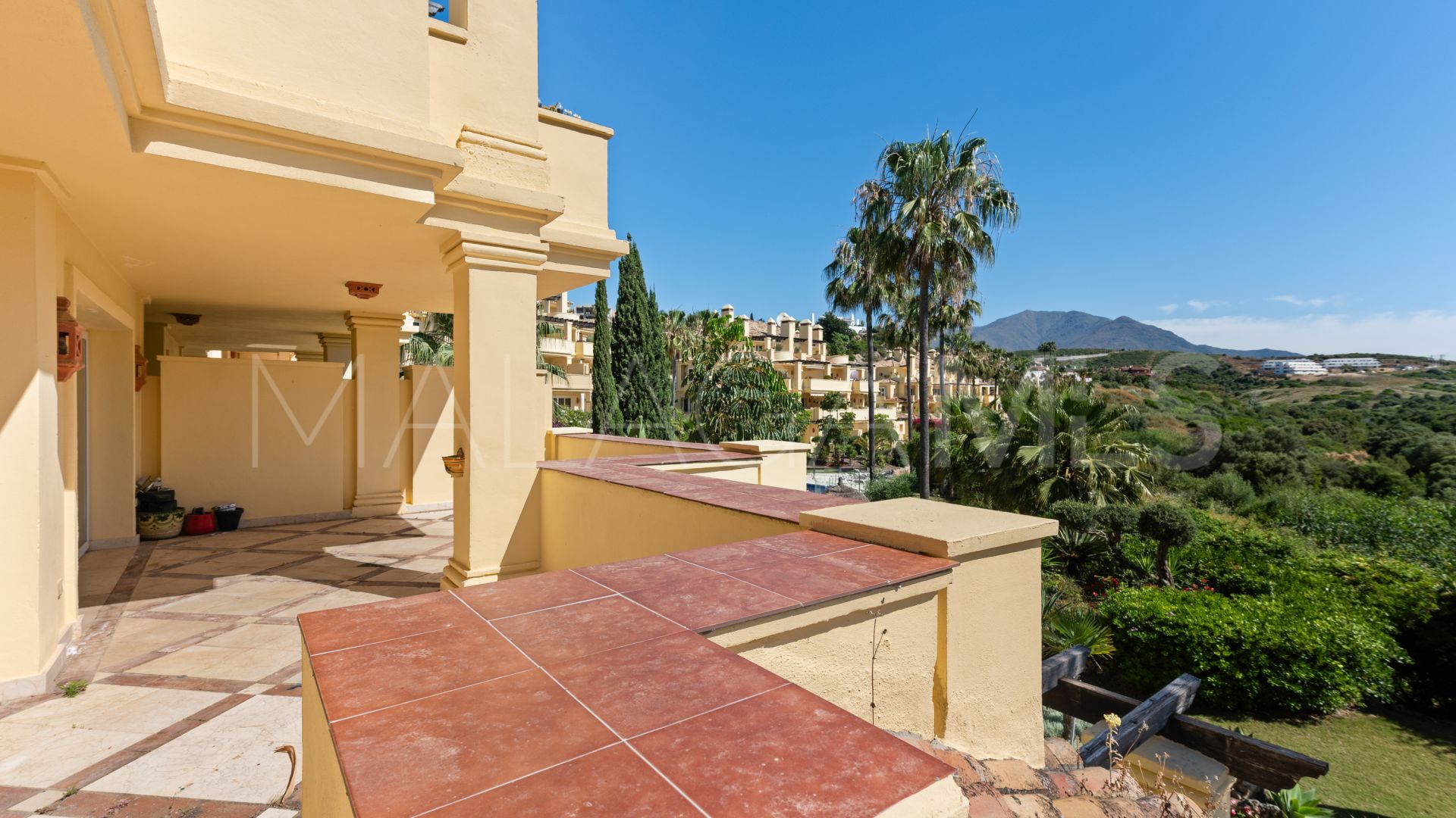 Apartment for sale in Majestic with 3 bedrooms
