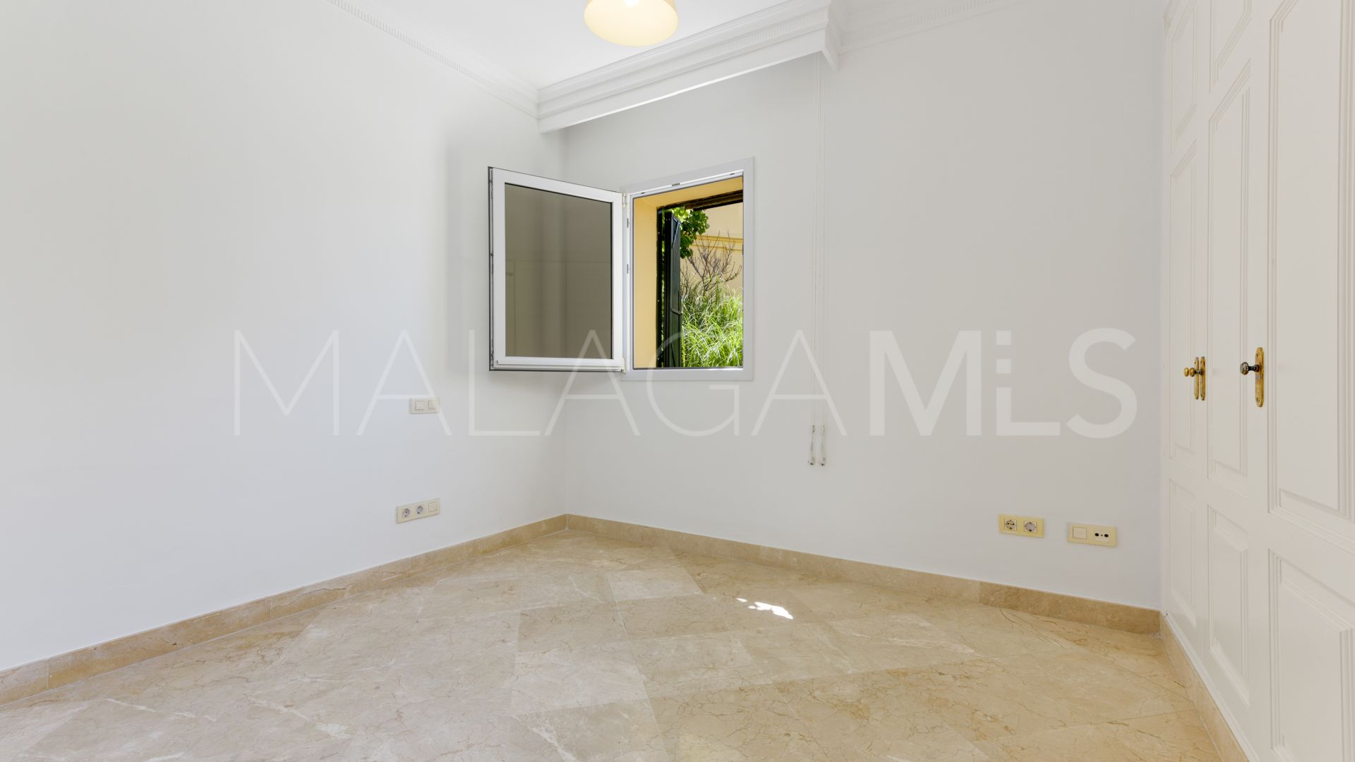 Erdgeschosswohnung for sale in Majestic
