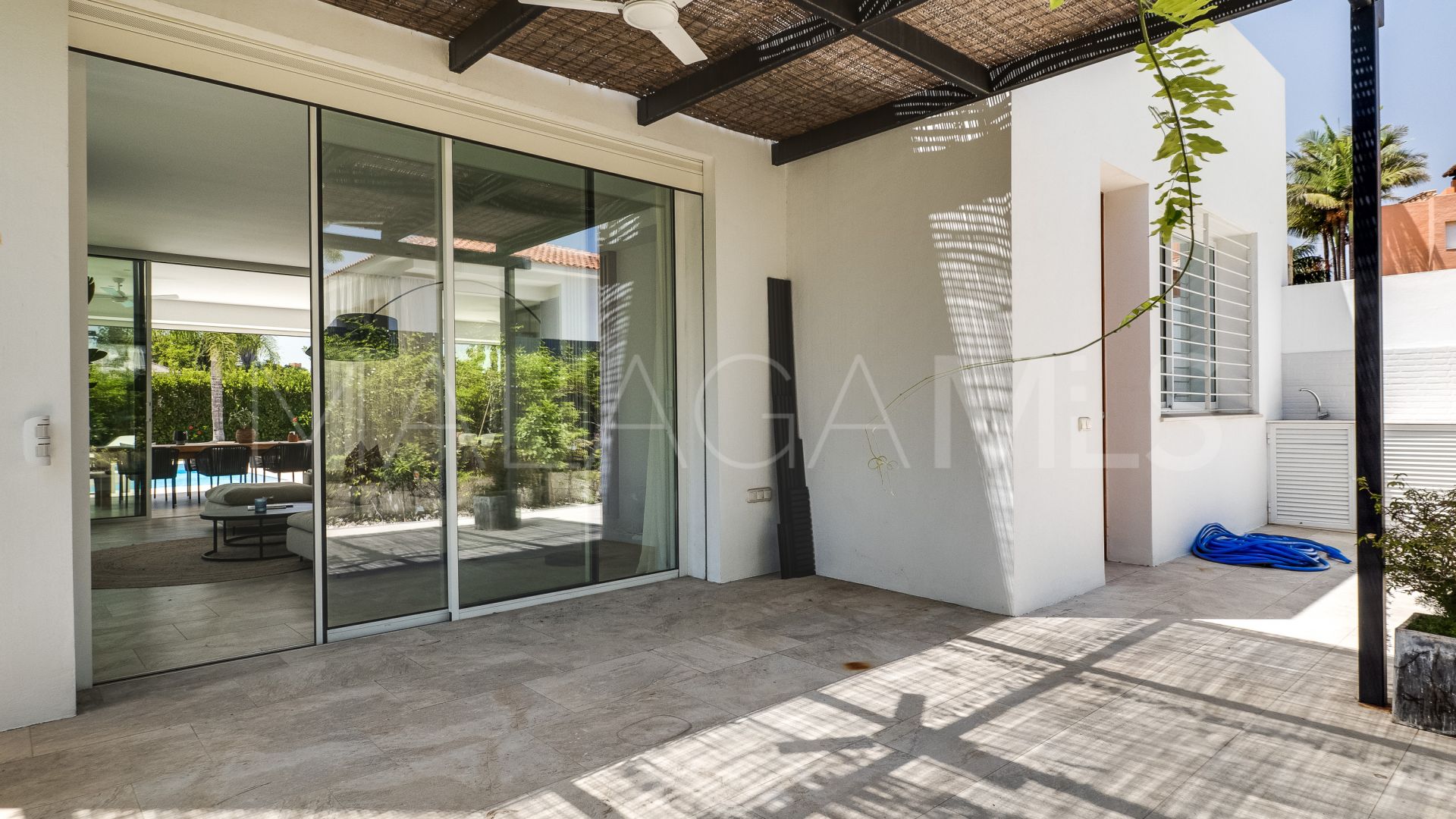 Villa for sale in Casasola