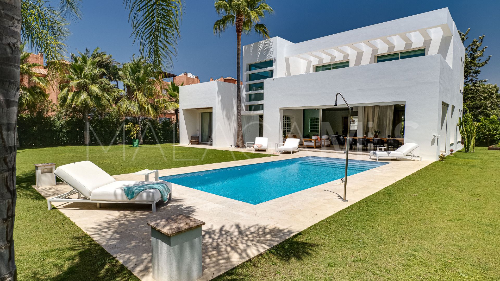 Villa for sale in Casasola