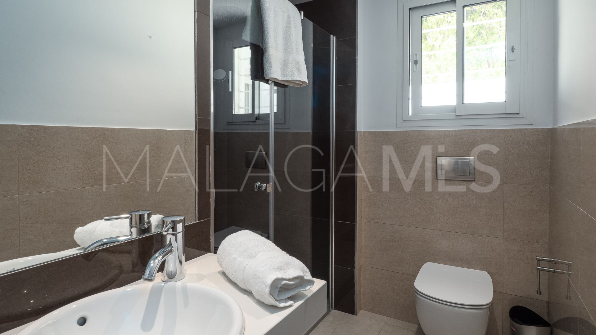 Villa for sale in Casasola