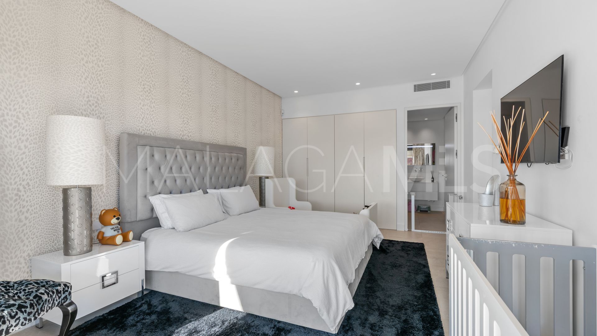 Villa with 4 bedrooms for sale in Los Monteros