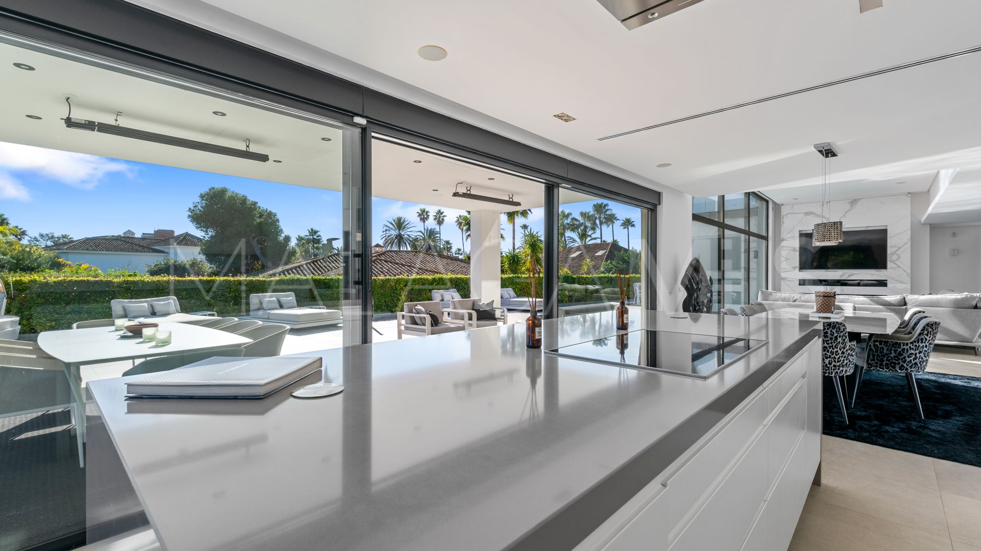 Villa with 4 bedrooms for sale in Los Monteros