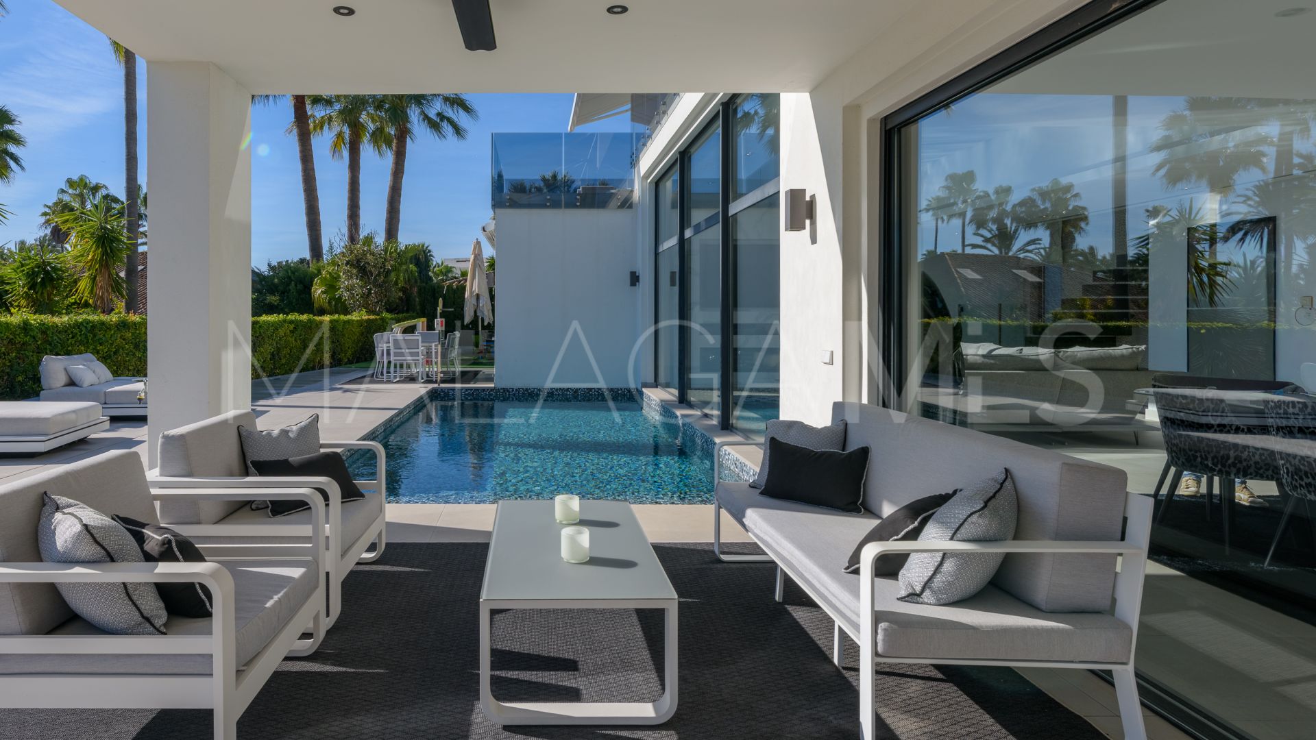 Villa with 4 bedrooms for sale in Los Monteros