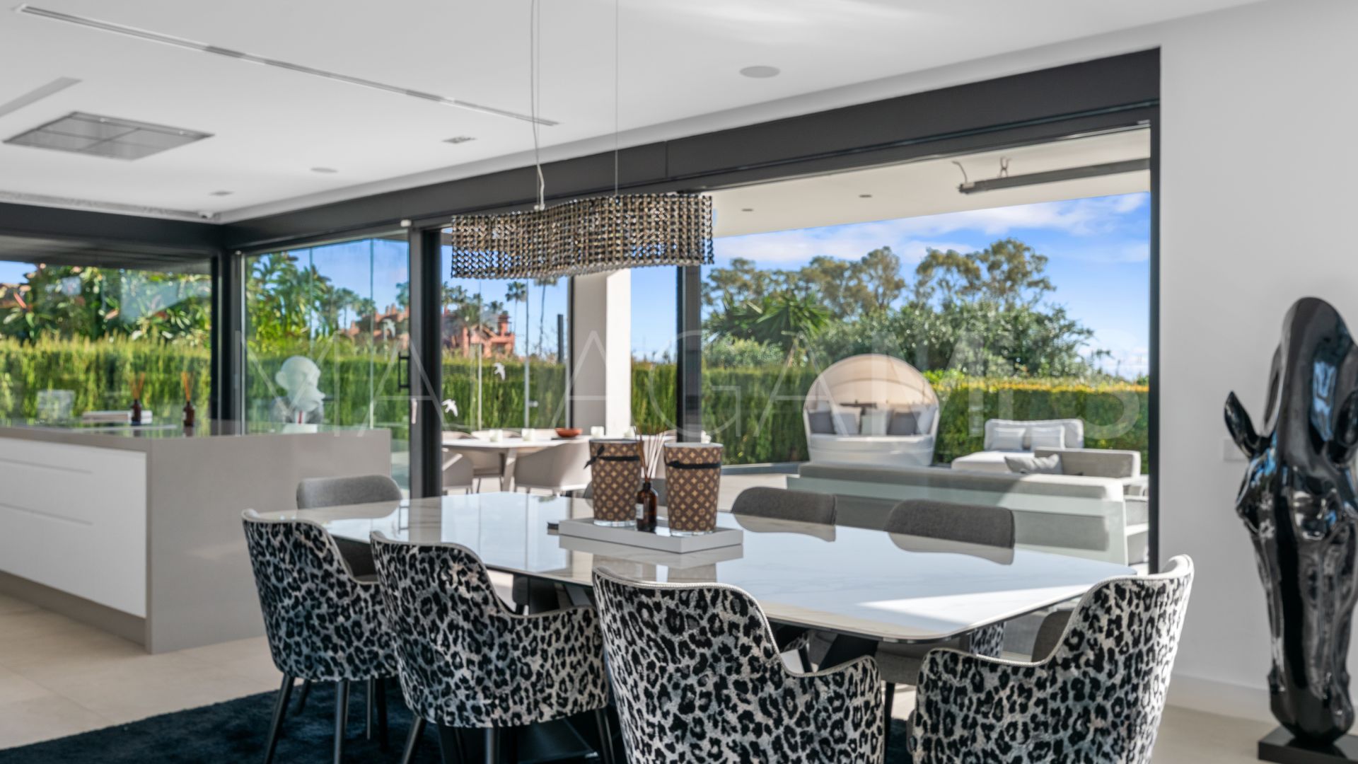 Villa with 4 bedrooms for sale in Los Monteros