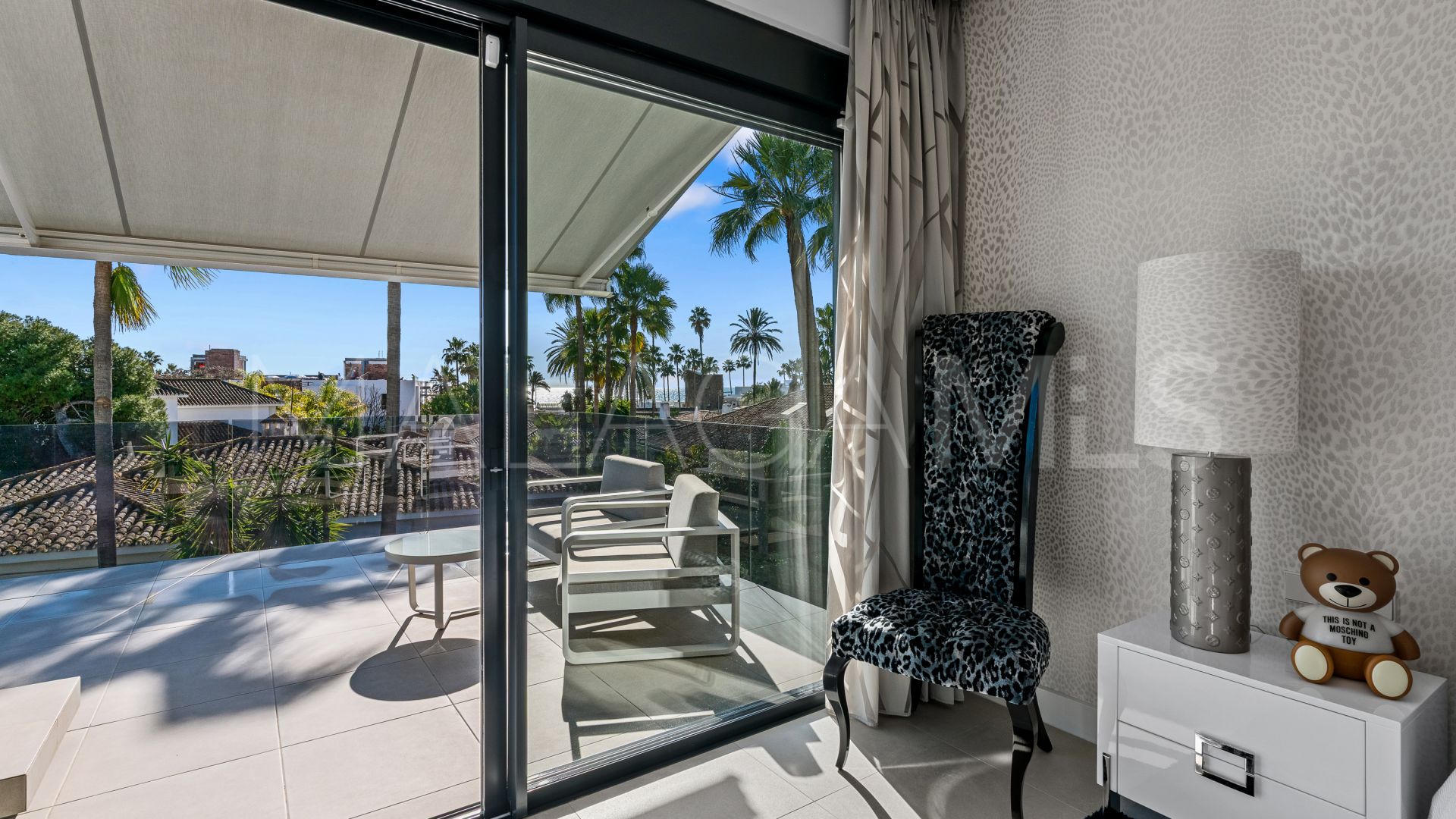 Villa with 4 bedrooms for sale in Los Monteros