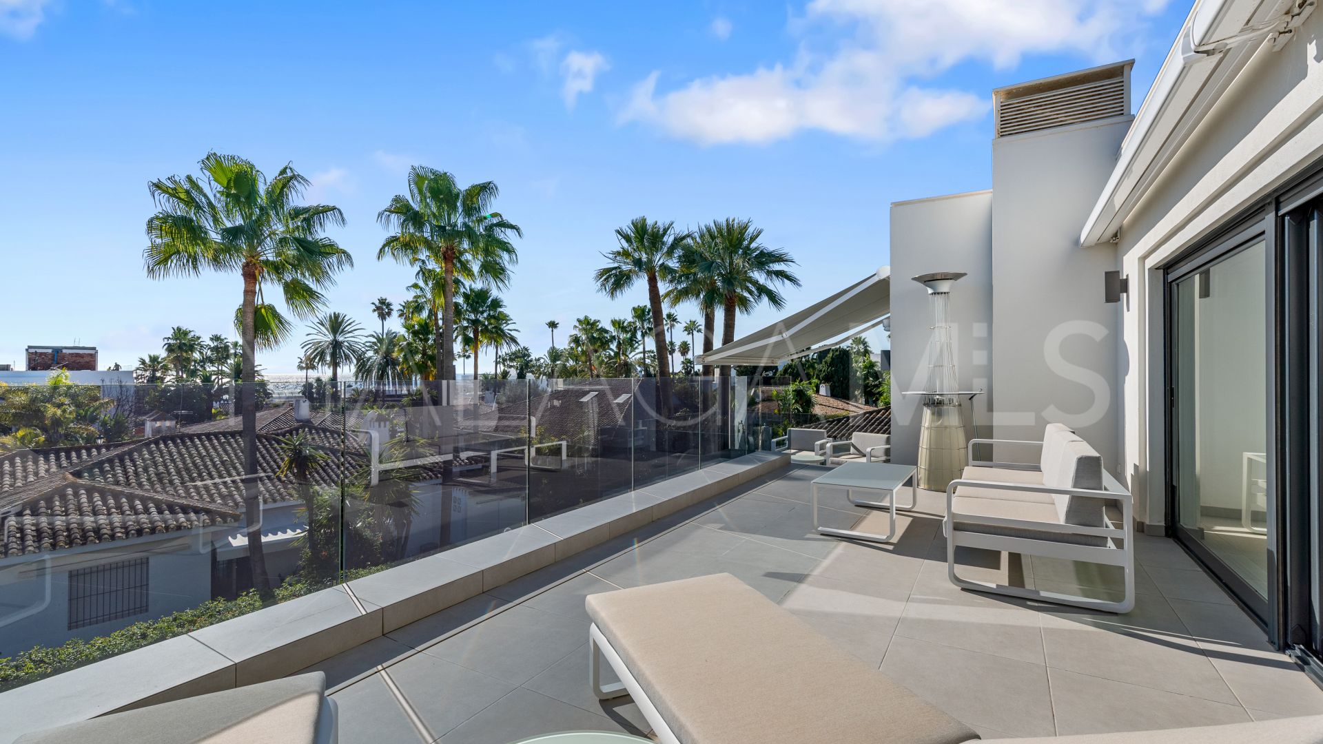 Villa with 4 bedrooms for sale in Los Monteros