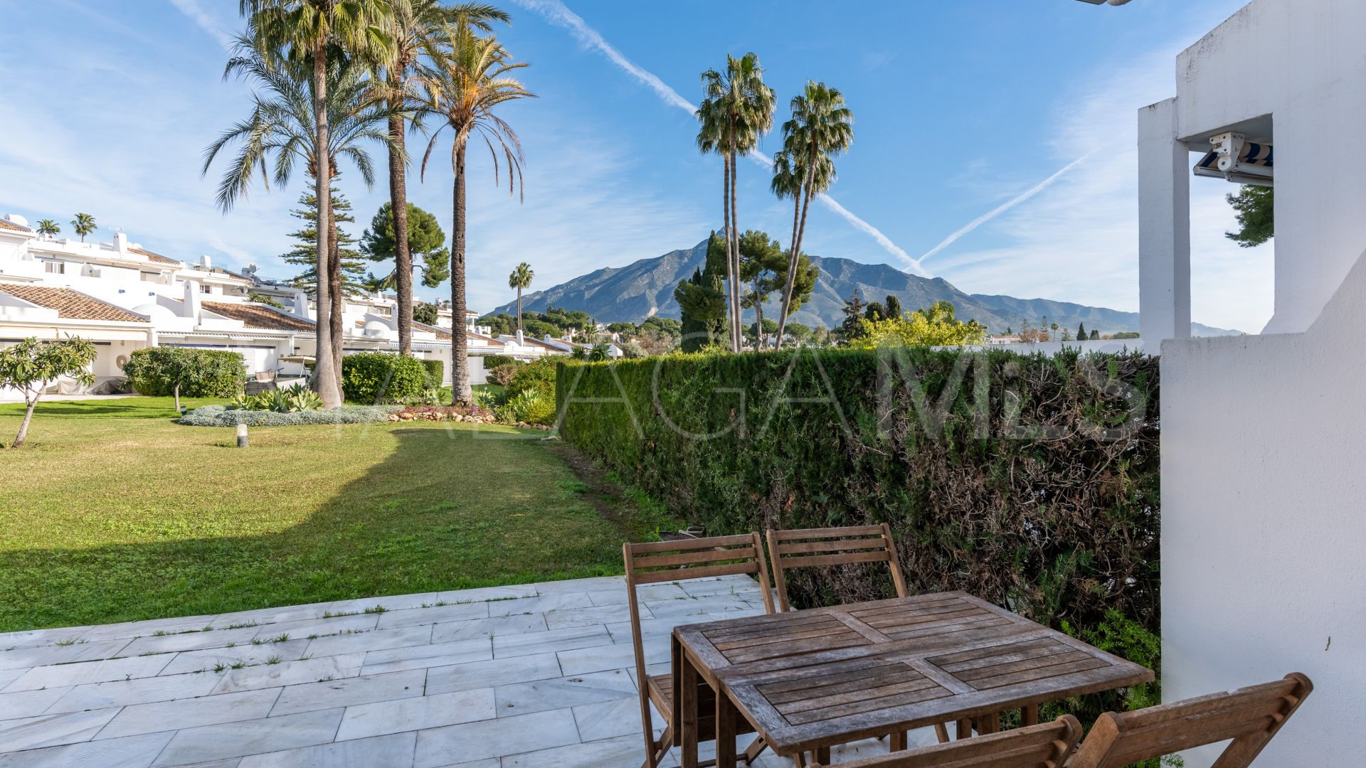 Markplanslägenhet for sale in Los Dragos