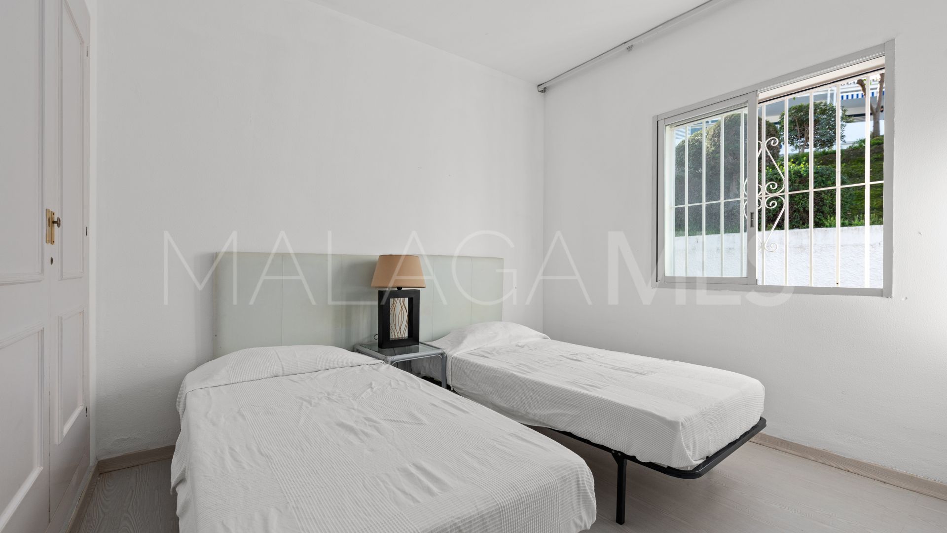 Markplanslägenhet for sale in Los Dragos