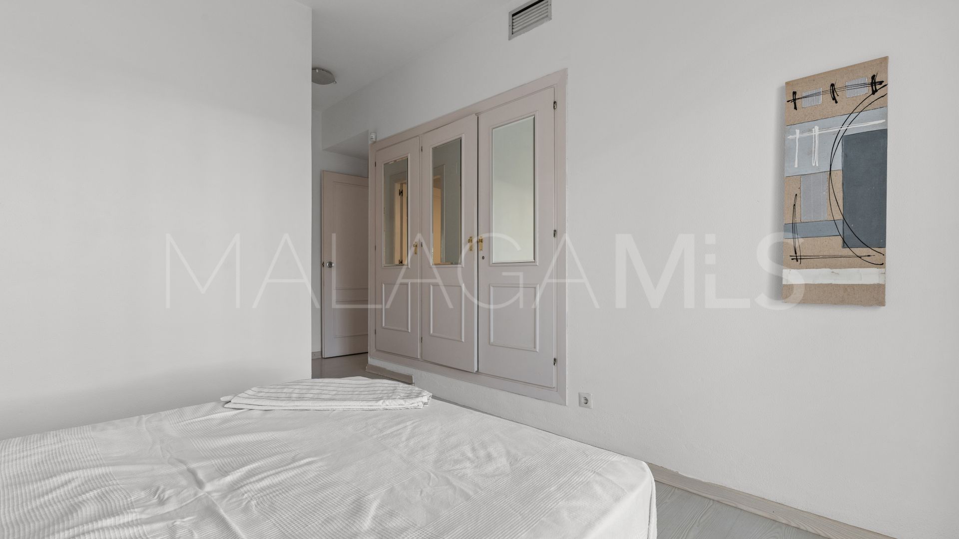 Markplanslägenhet for sale in Los Dragos