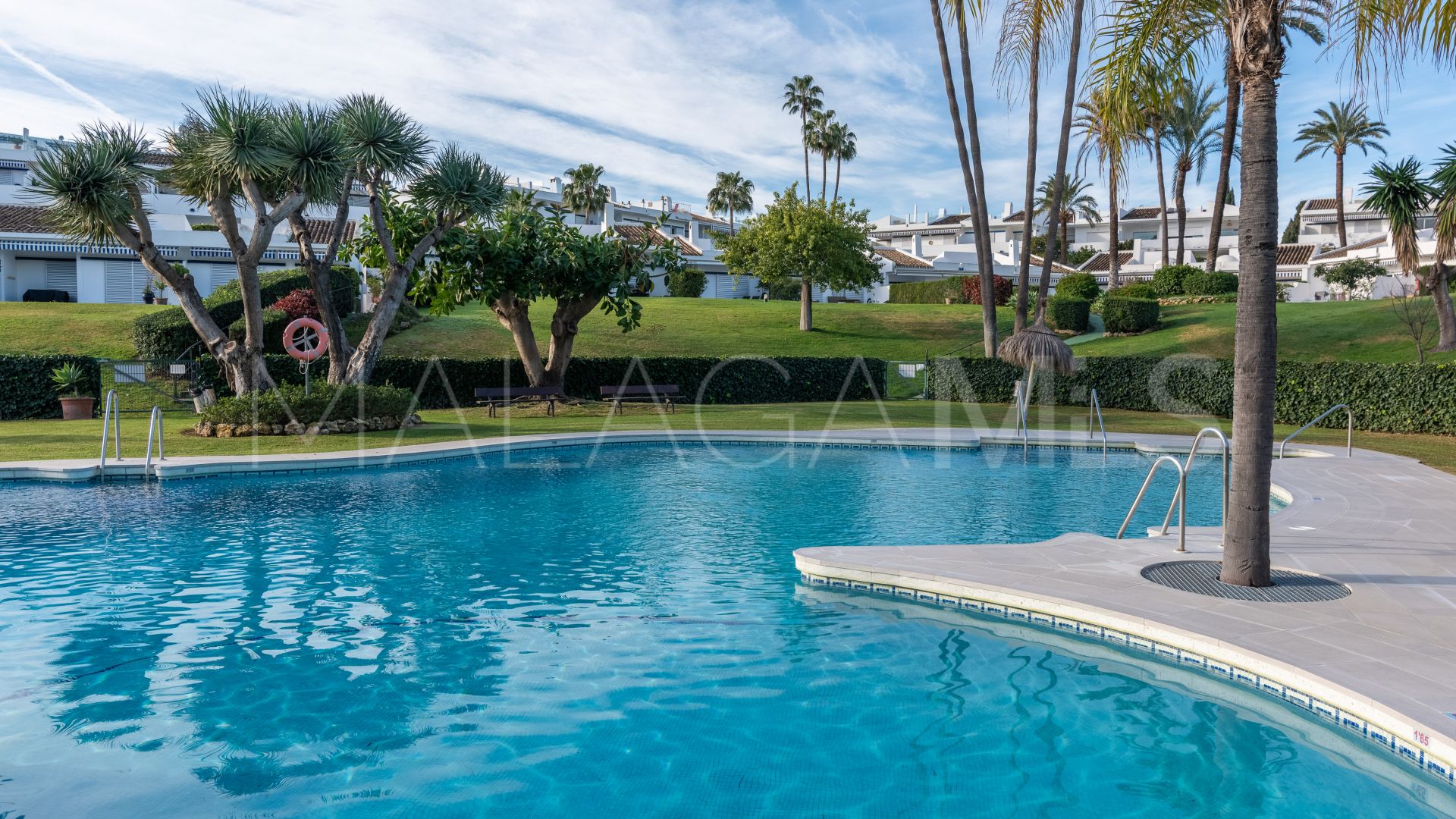 Markplanslägenhet for sale in Los Dragos