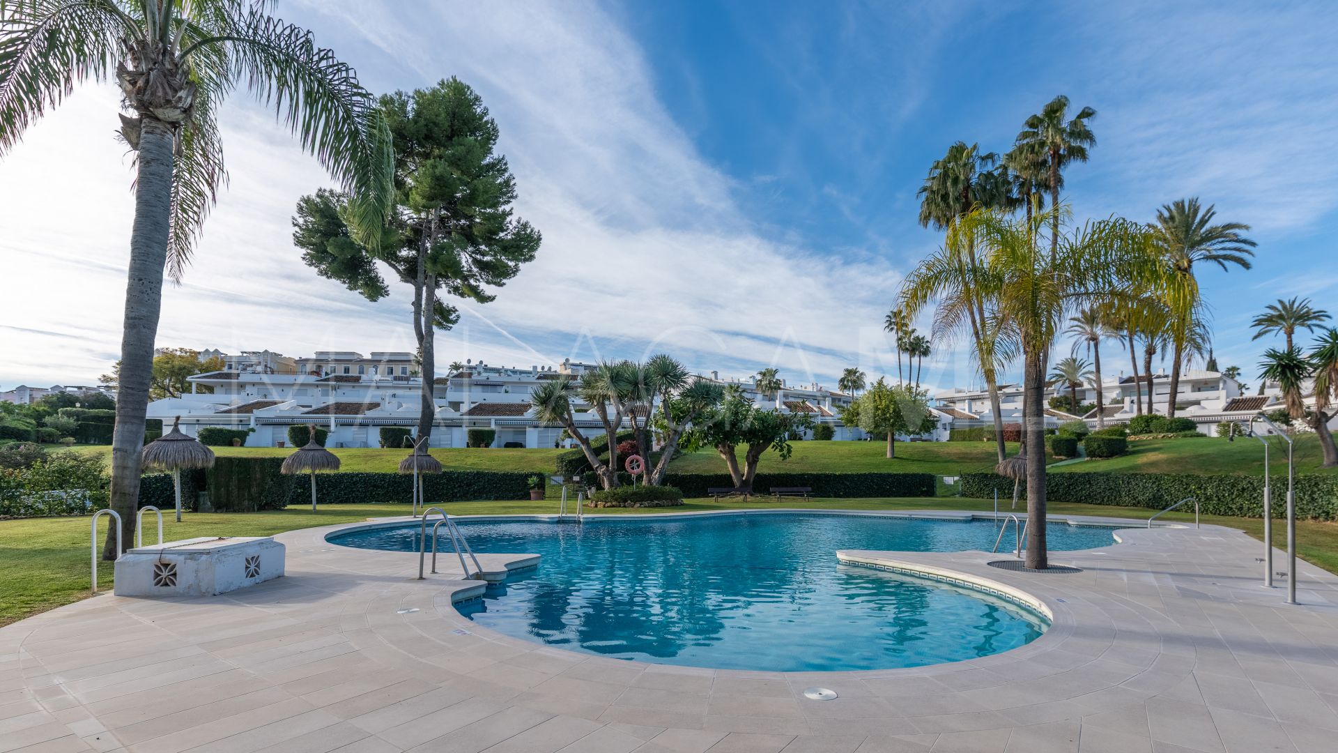 Markplanslägenhet for sale in Los Dragos