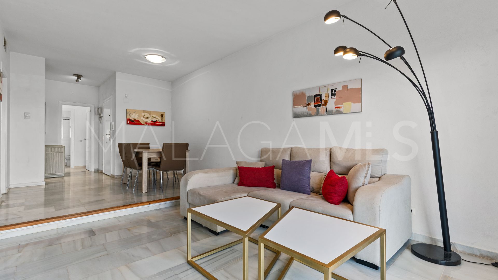 Markplanslägenhet for sale in Los Dragos