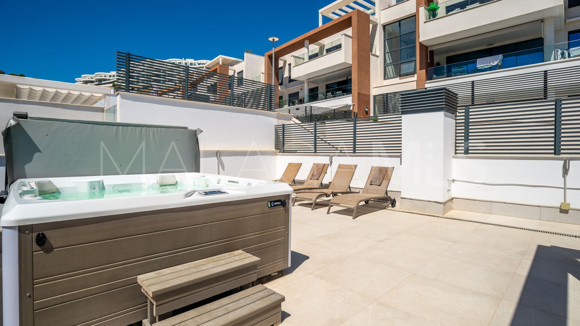 Ático for sale in Alborada Homes with 3 bedrooms