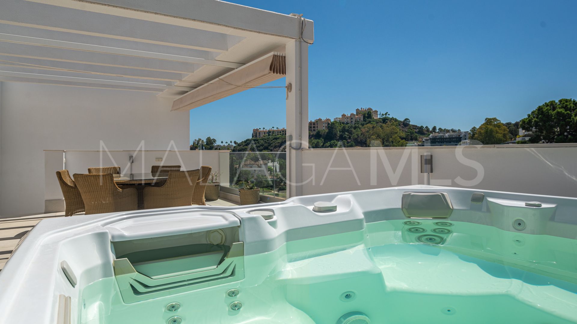 Ático for sale in Alborada Homes with 3 bedrooms