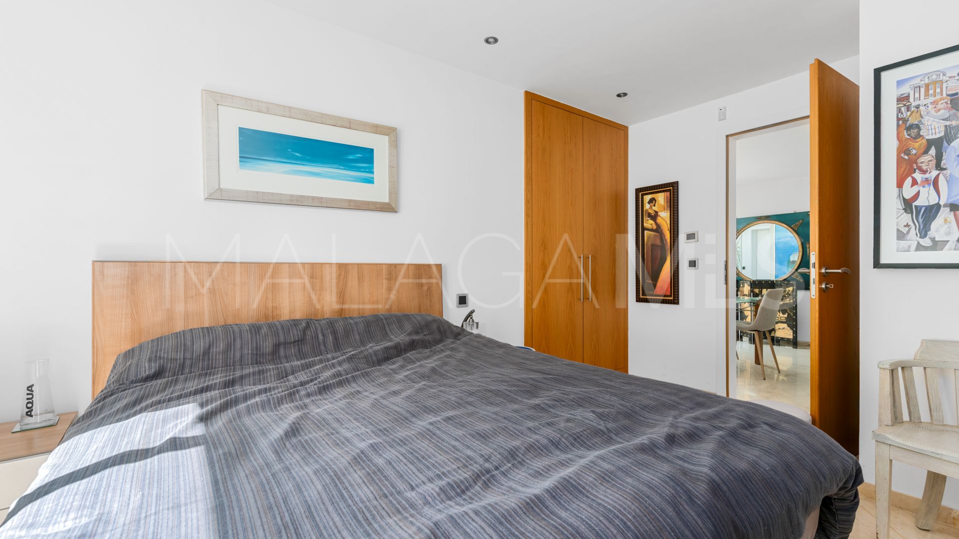 Se vende villa in Linda Vista Baja with 5 bedrooms