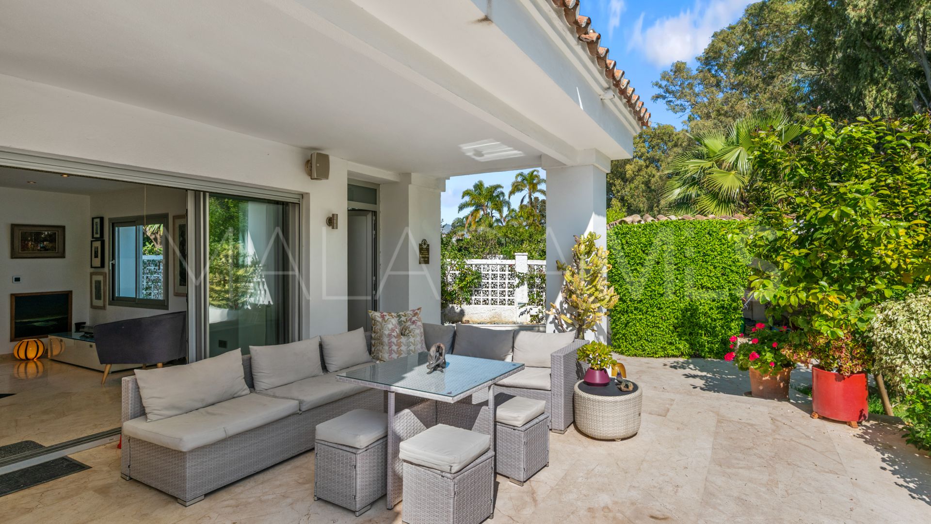 Se vende villa in Linda Vista Baja with 5 bedrooms