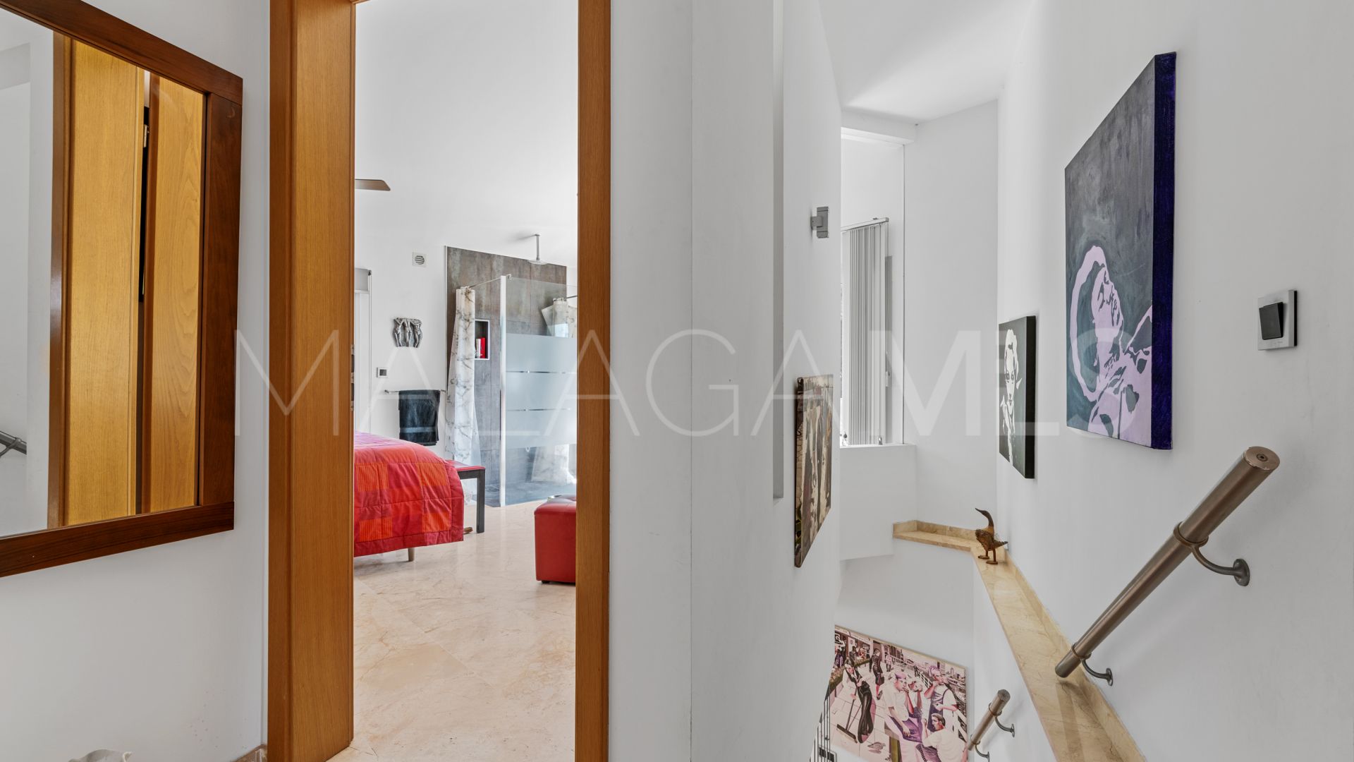 Se vende villa in Linda Vista Baja with 5 bedrooms