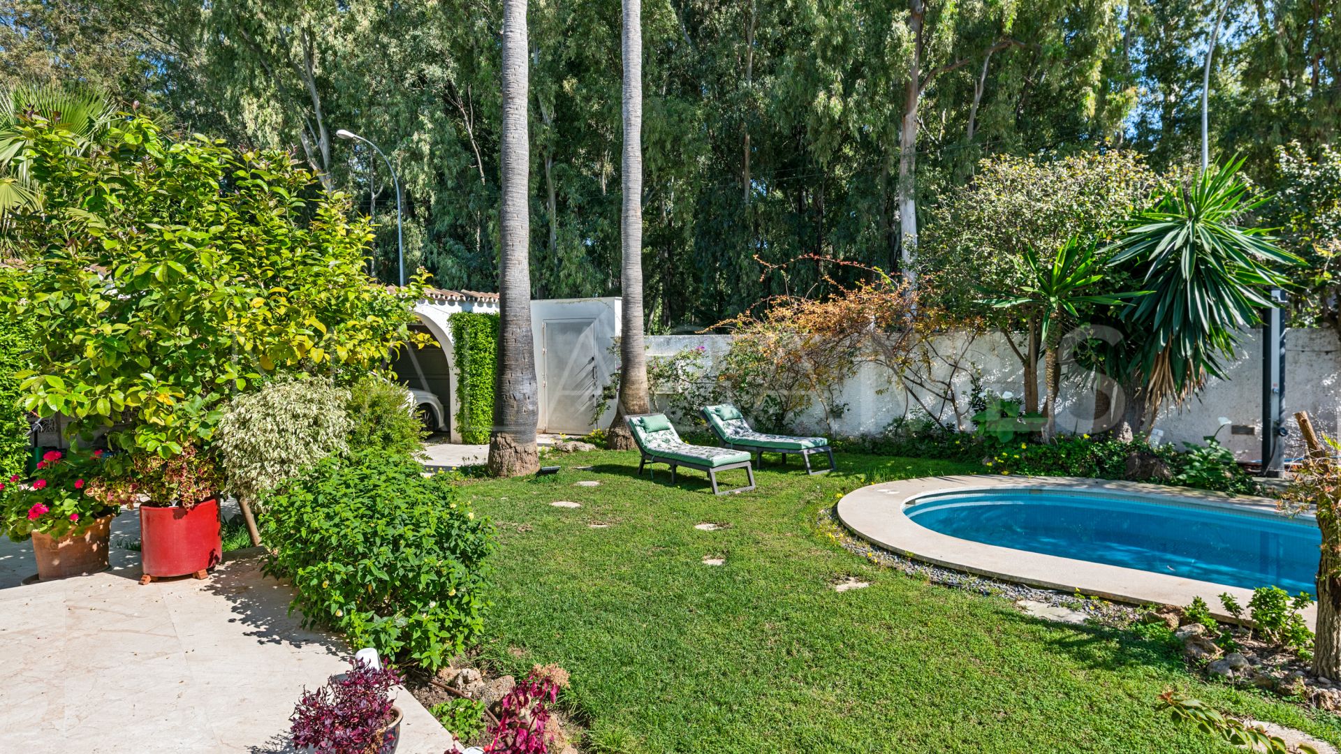 Se vende villa in Linda Vista Baja with 5 bedrooms