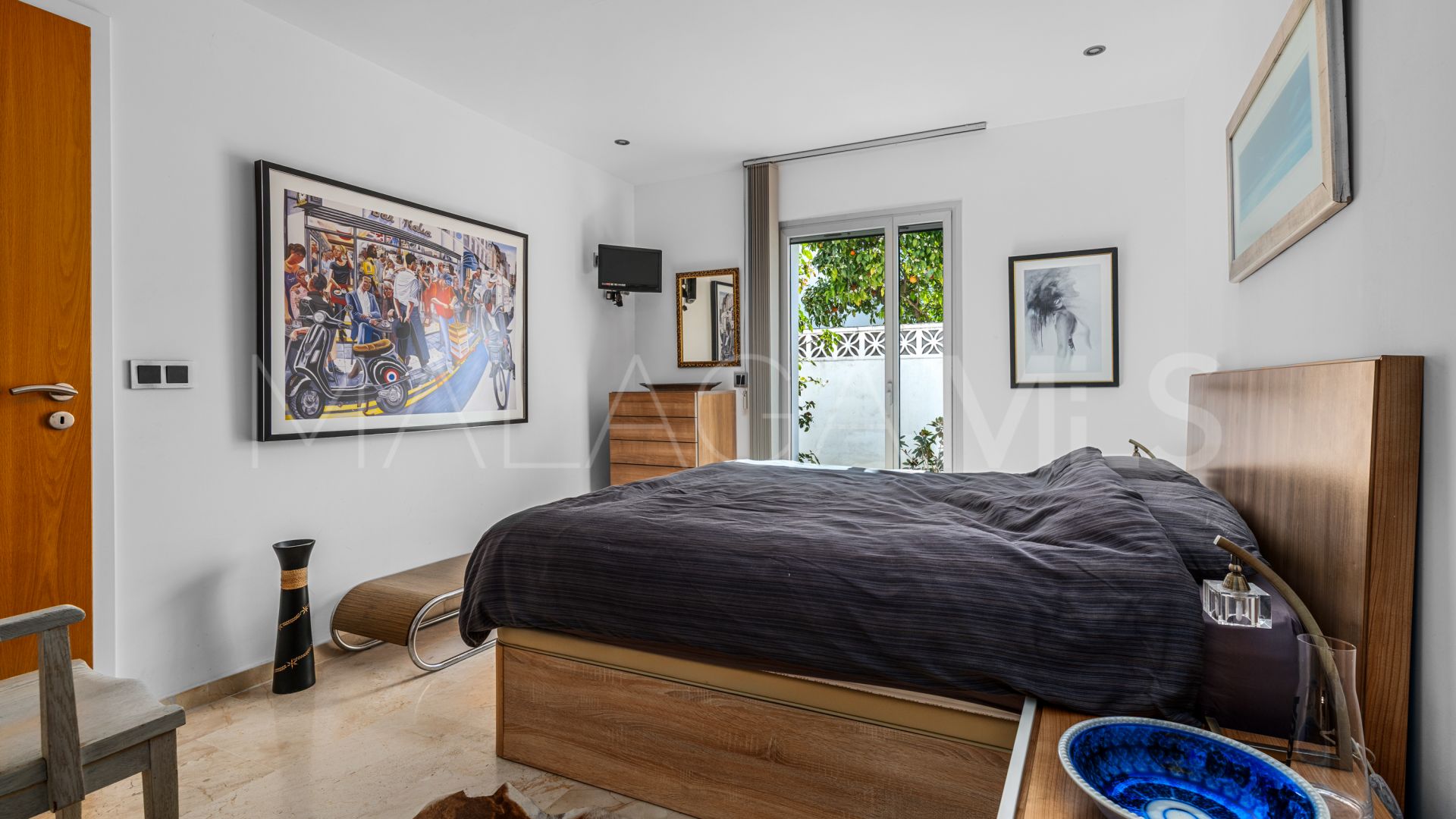 Se vende villa in Linda Vista Baja with 5 bedrooms