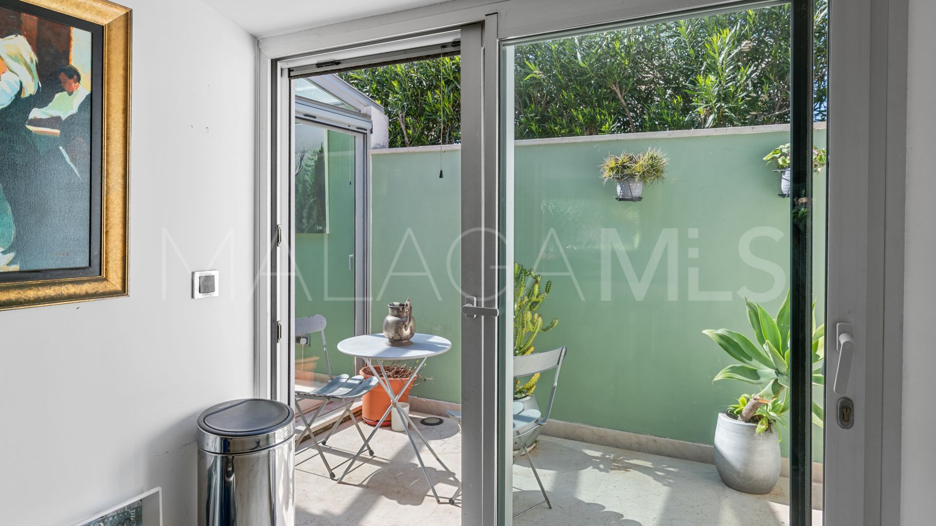 Se vende villa in Linda Vista Baja with 5 bedrooms