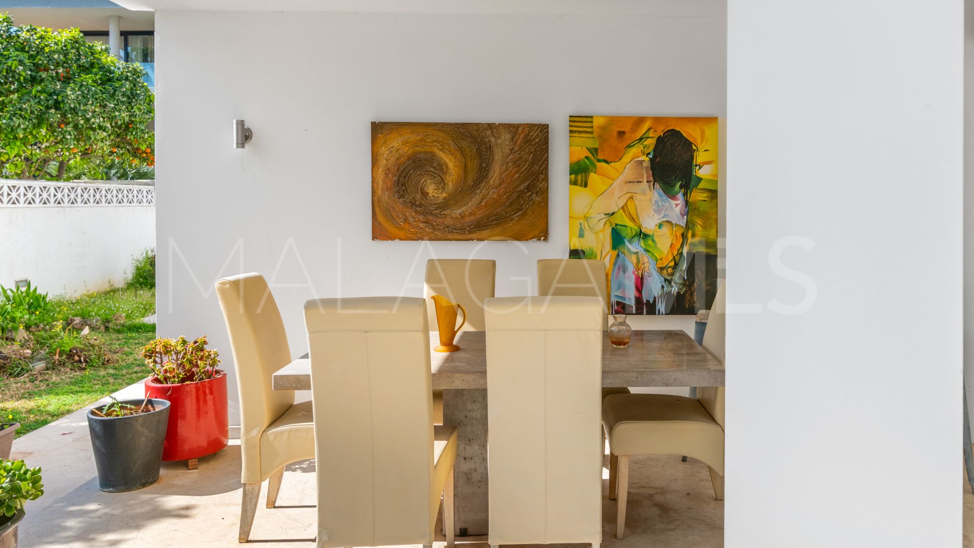 Se vende villa in Linda Vista Baja with 5 bedrooms