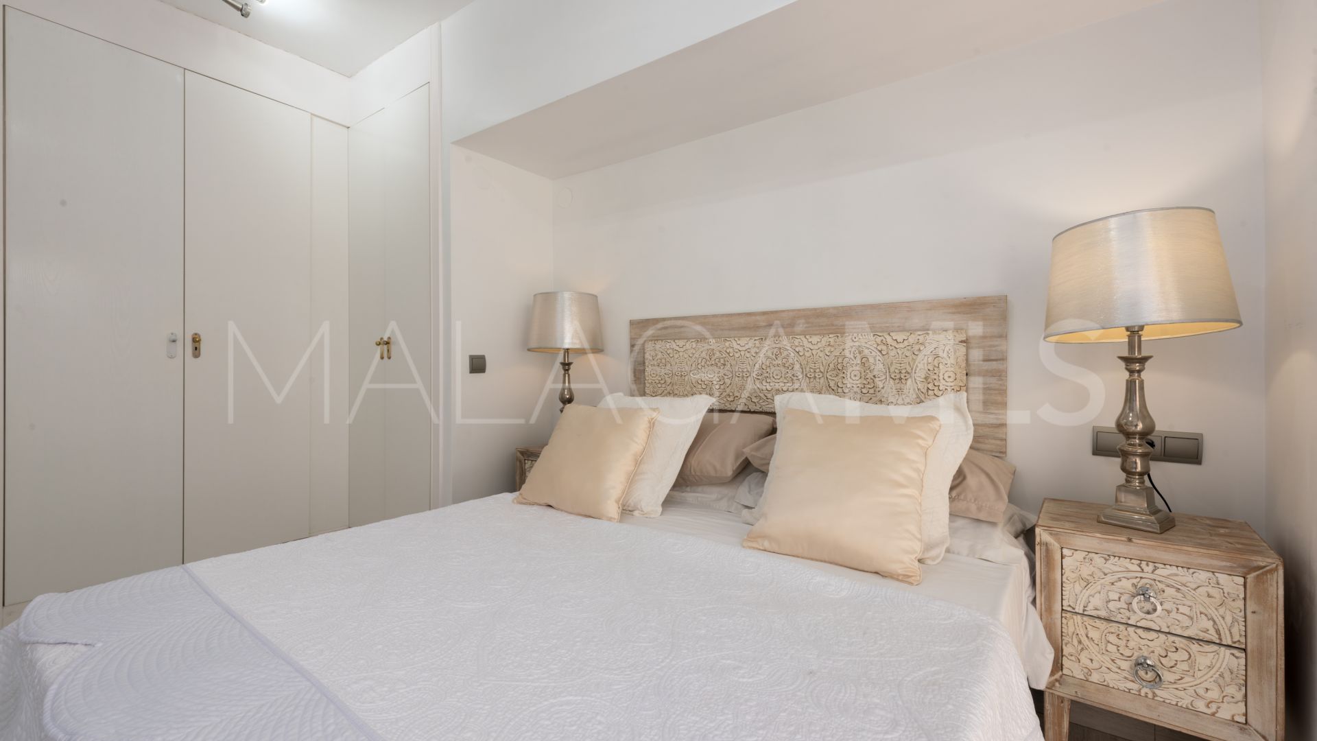 Se vende apartamento planta baja in Coto Real II de 3 bedrooms