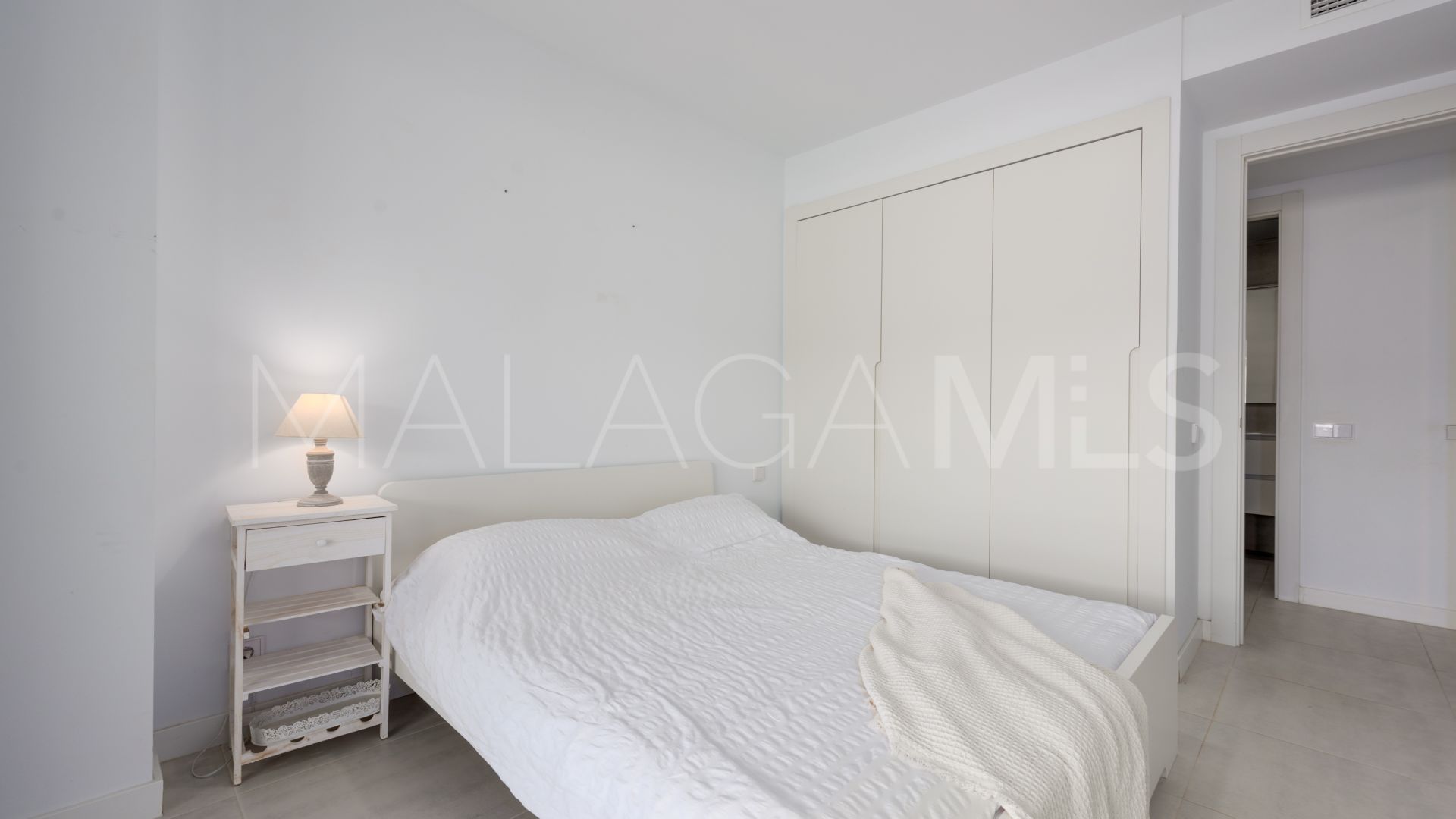 Apartamento planta baja a la venta in Selwo with 2 bedrooms