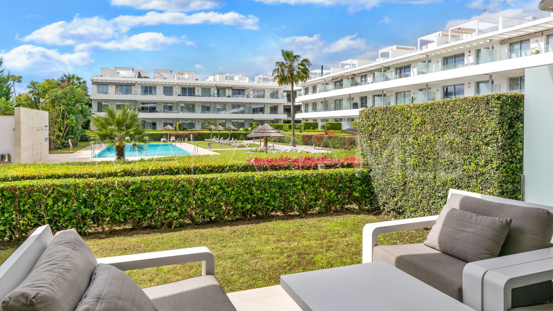 Belaire 2 bedrooms ground floor apartment for sale