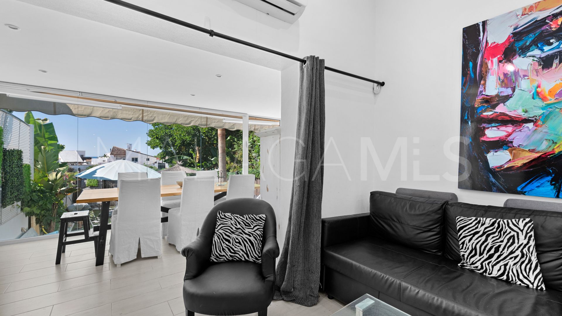 Maison jumelée for sale in Bahia Dorada