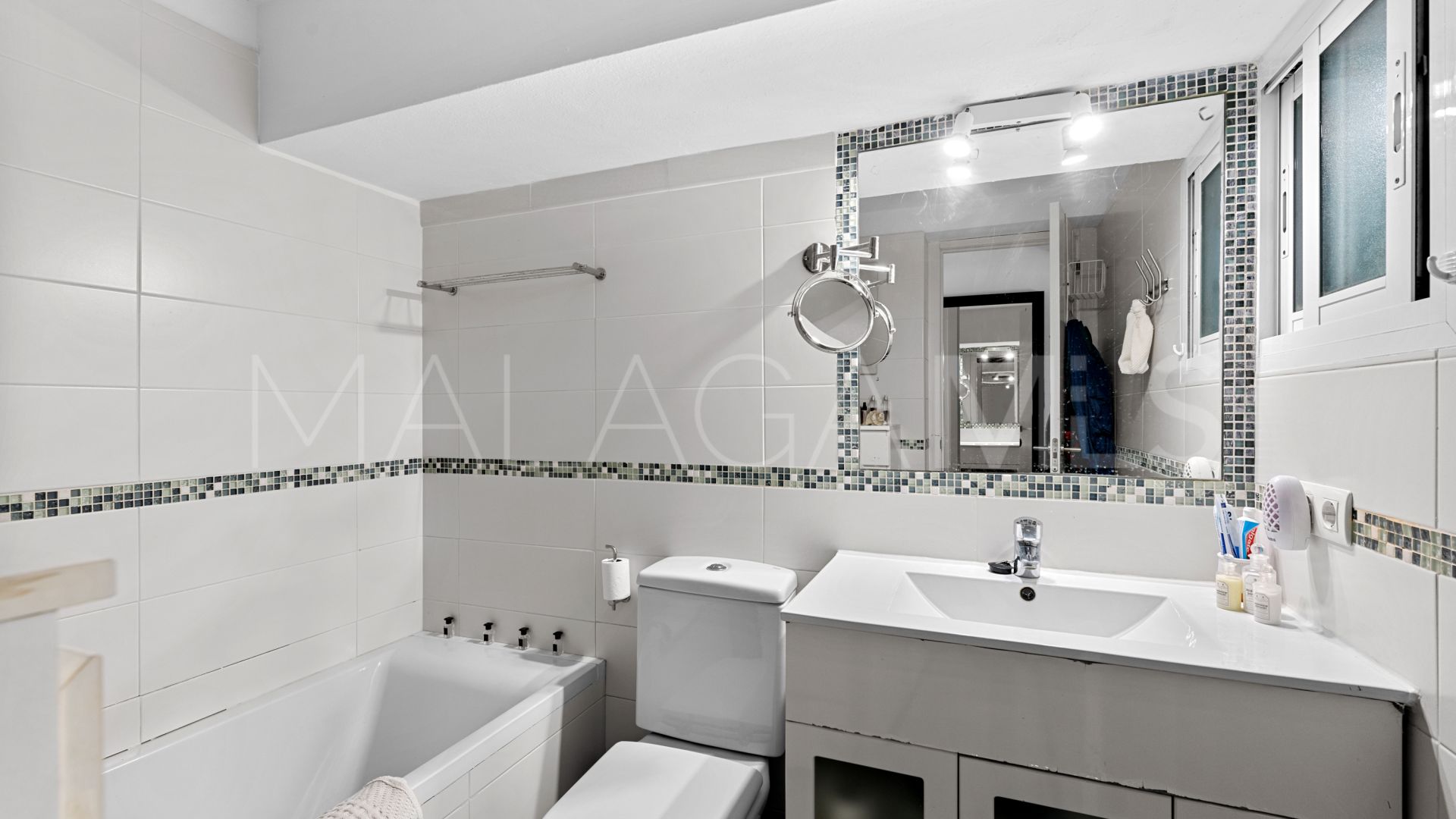 Maison jumelée for sale in Bahia Dorada