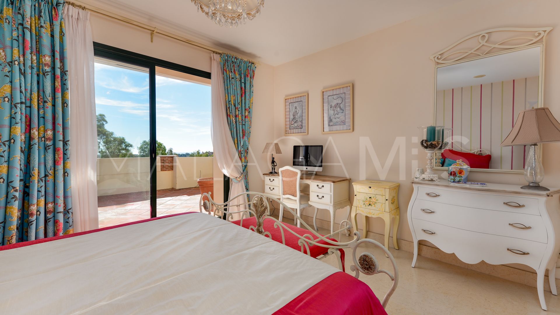 For sale Los Capanes del Golf duplex penthouse with 4 bedrooms