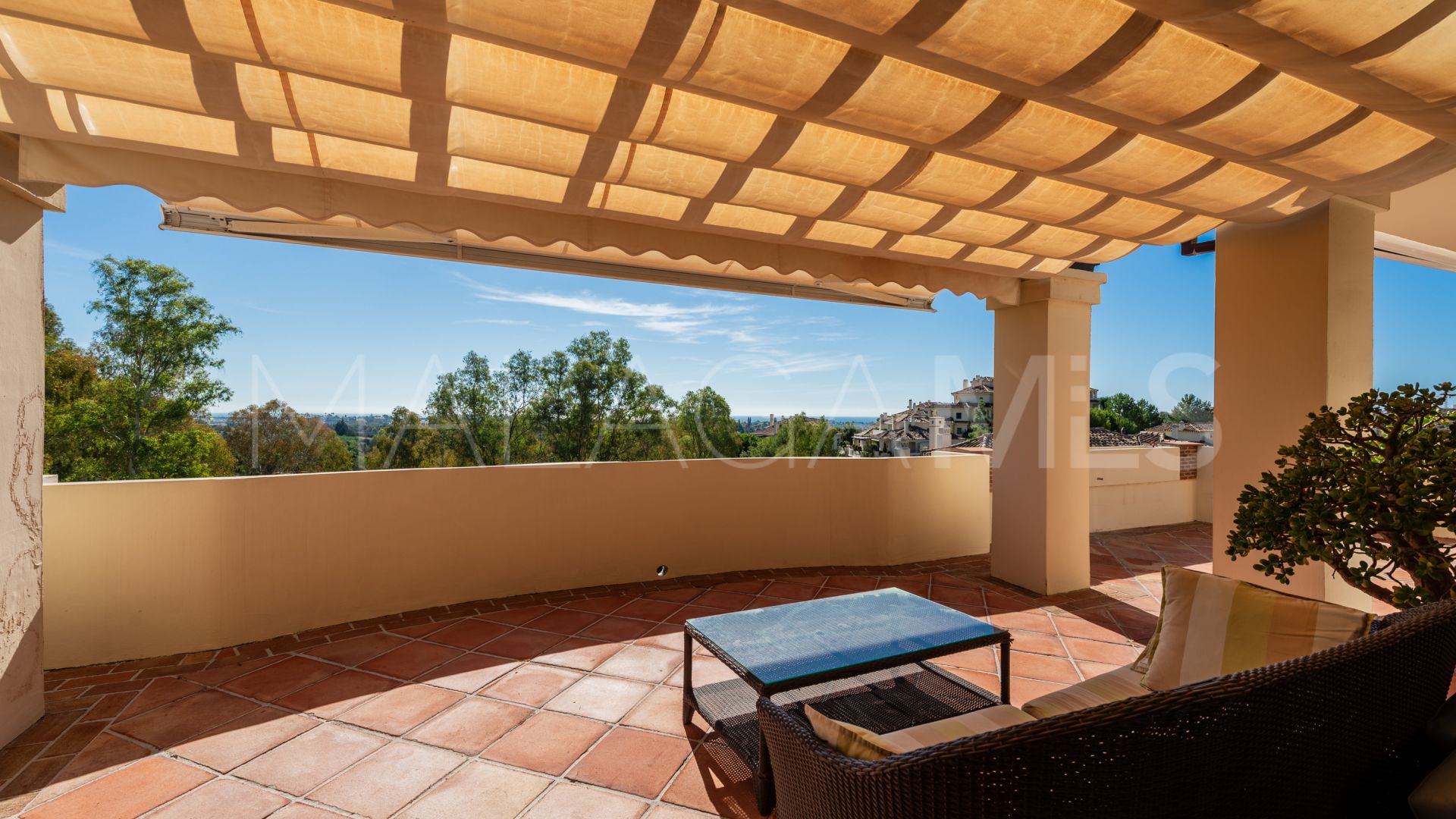 Zweistöckiges penthouse for sale in Los Capanes del Golf