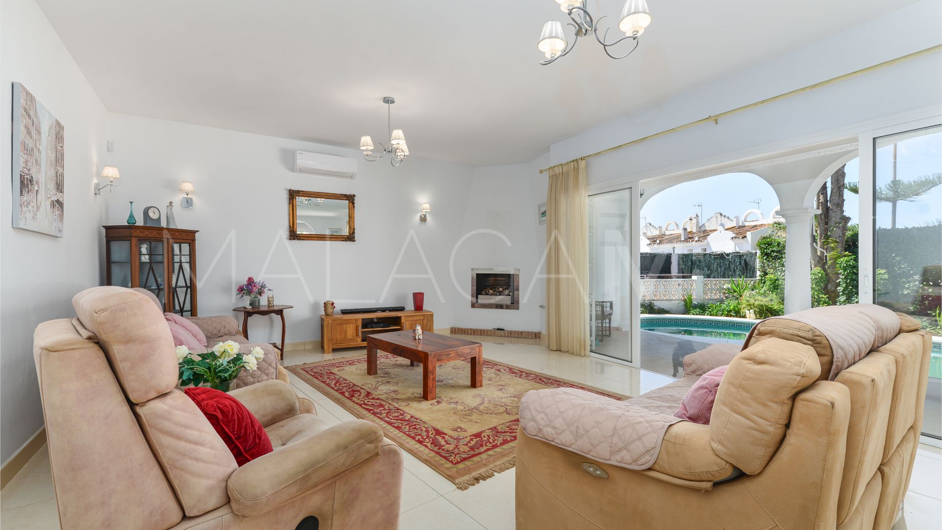Buy villa de 3 bedrooms in La Reserva de Marbella