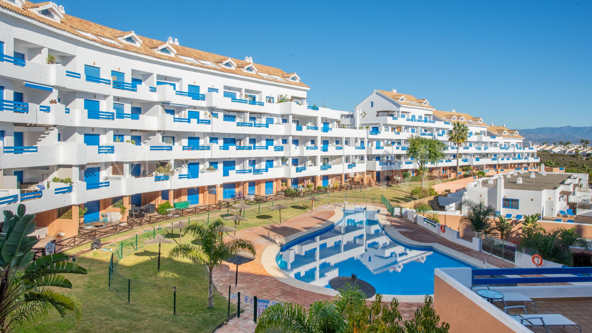 Takvåning for sale in Duquesa Suites