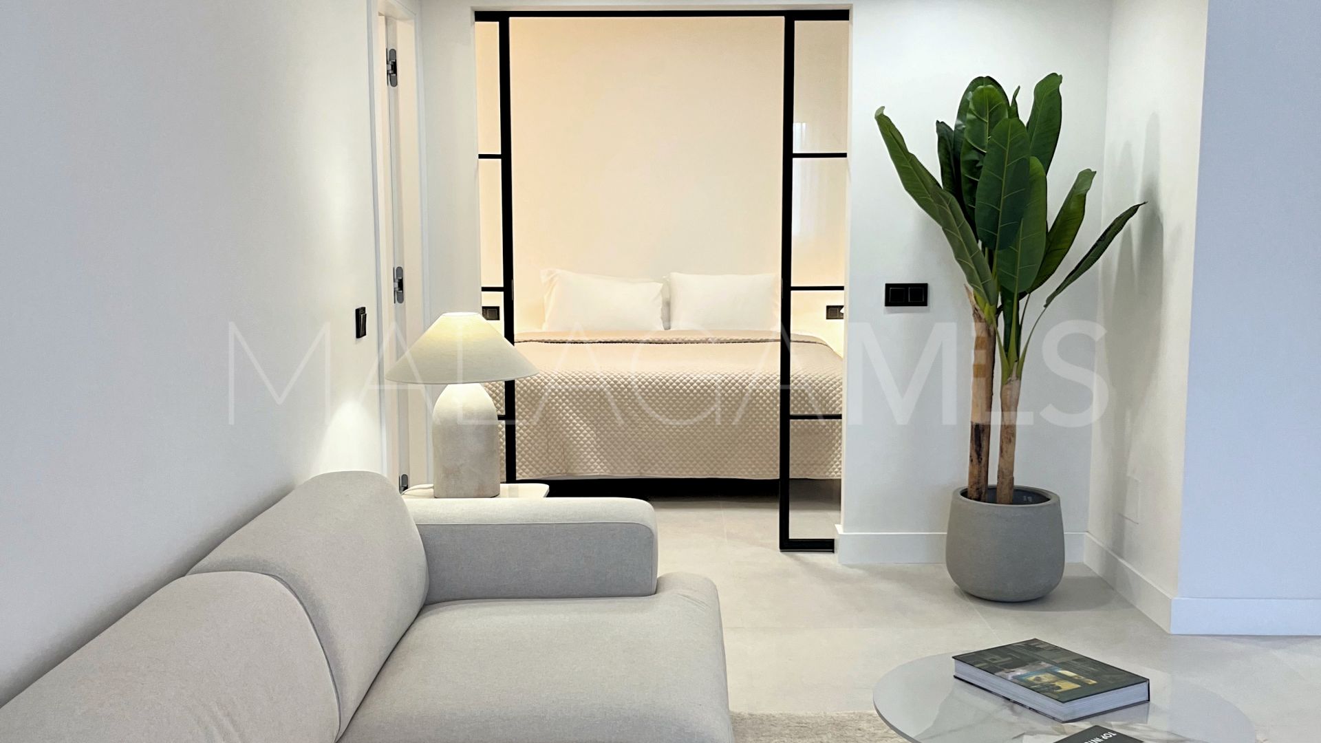 Ground floor apartment with 3 bedrooms for sale in Jardines de Andalucia
