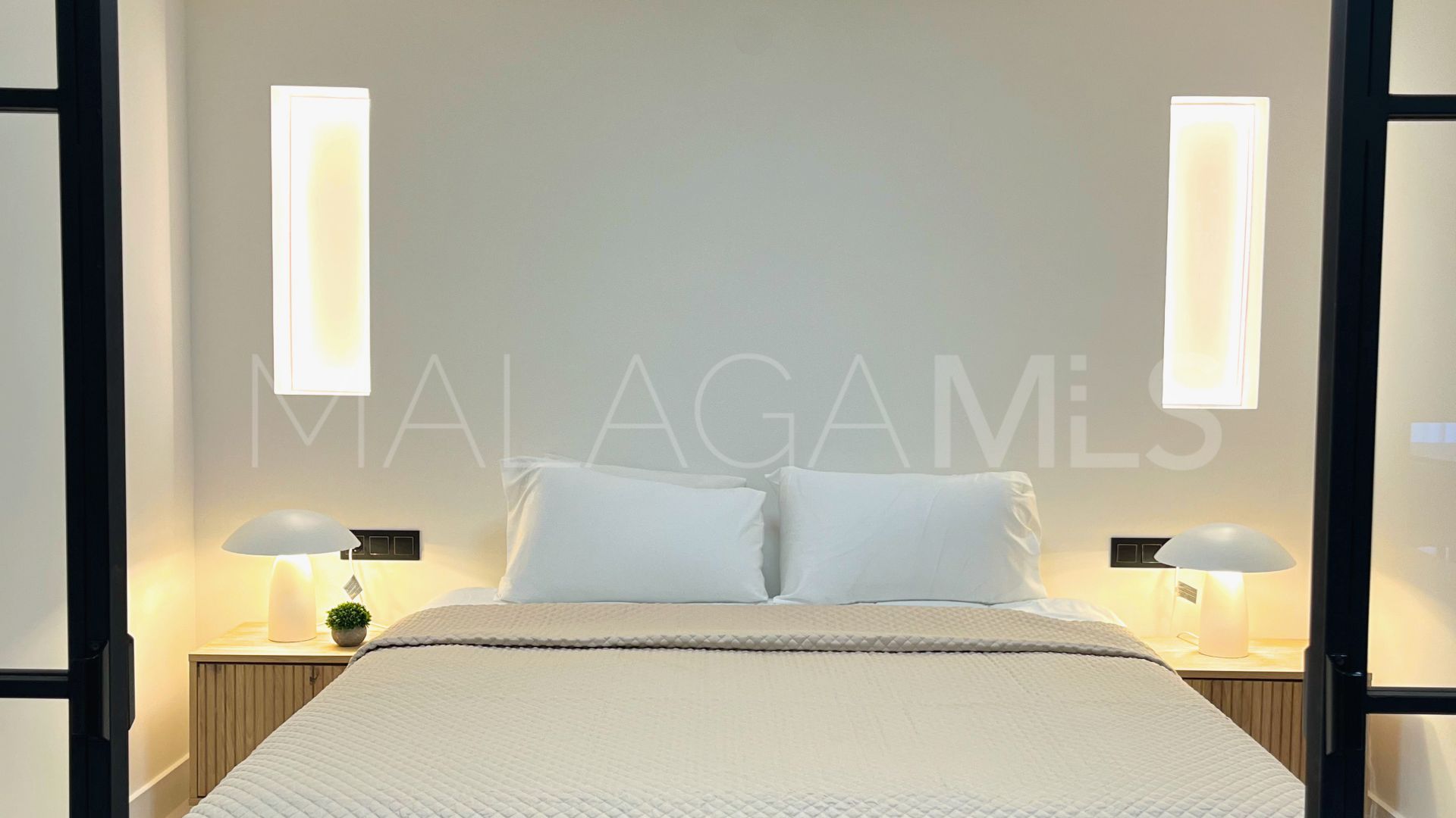 Ground floor apartment with 3 bedrooms for sale in Jardines de Andalucia