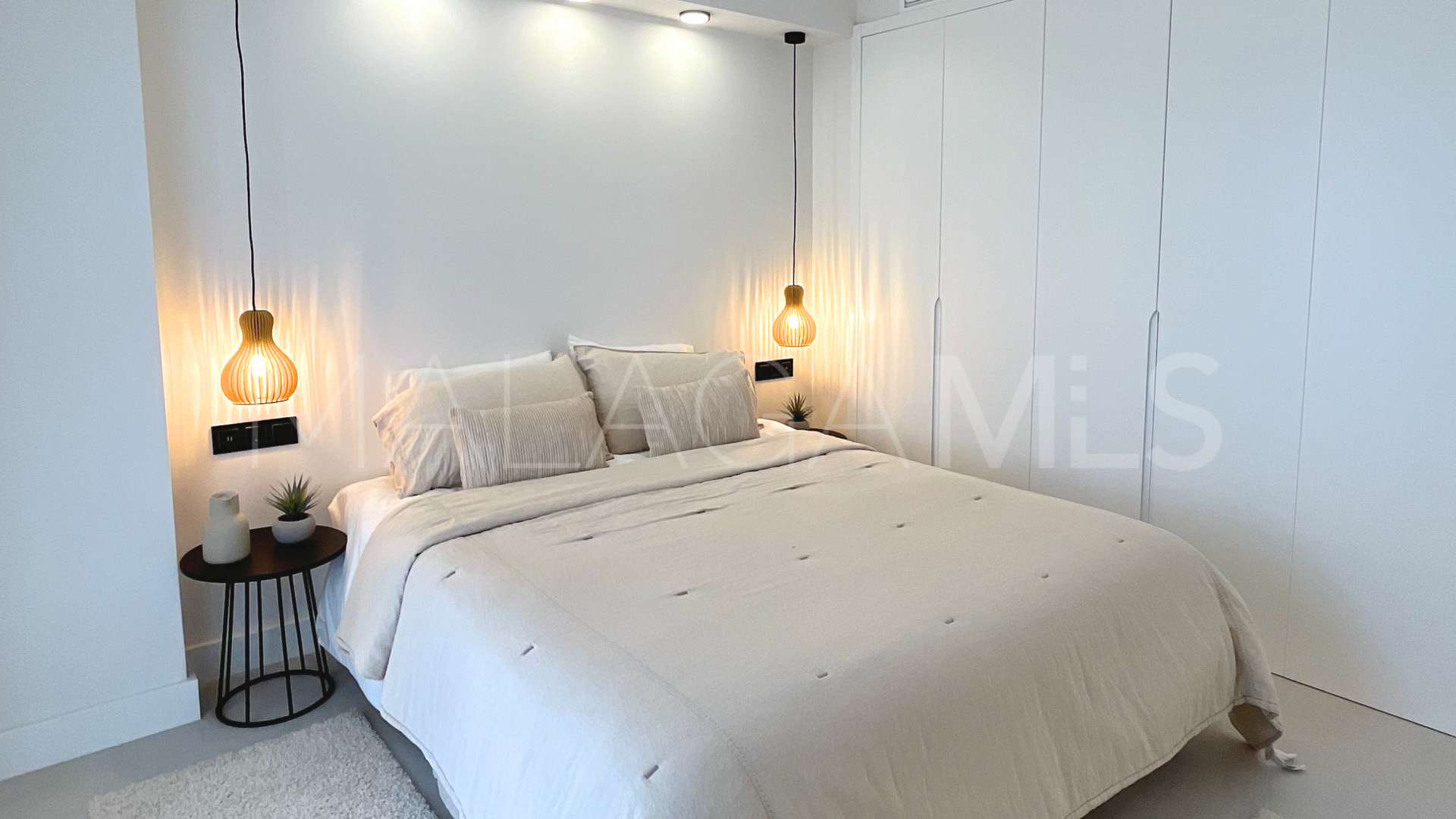 Ground floor apartment with 3 bedrooms for sale in Jardines de Andalucia