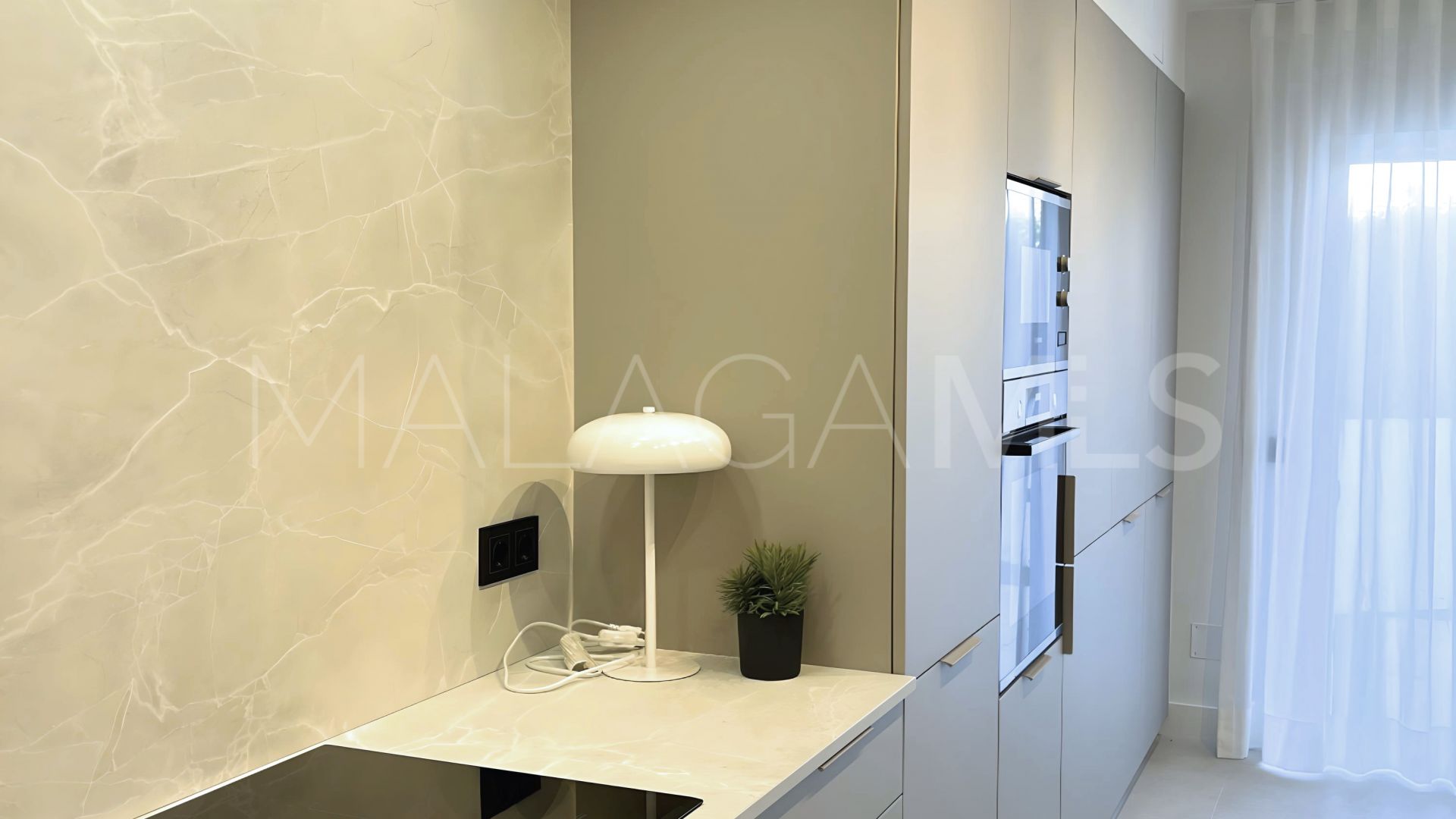 Ground floor apartment with 3 bedrooms for sale in Jardines de Andalucia