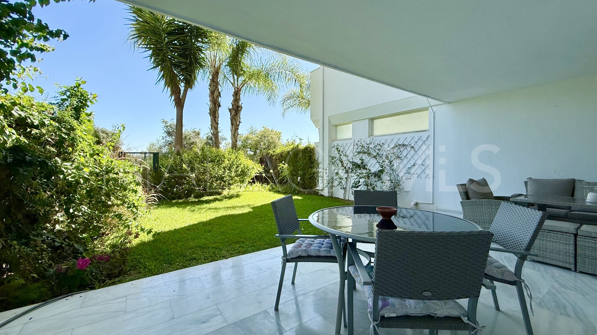 Erdgeschosswohnung for sale in Guadalmina Baja