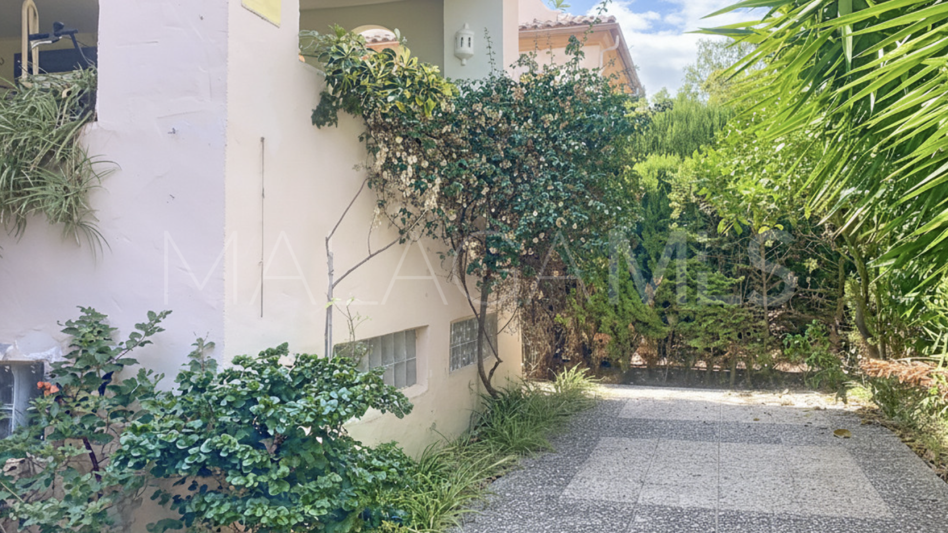 Doppelhaushälfte for sale in Guadalmina Alta
