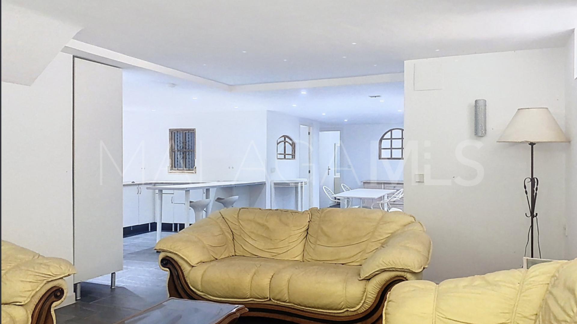 Doppelhaushälfte for sale in Guadalmina Alta