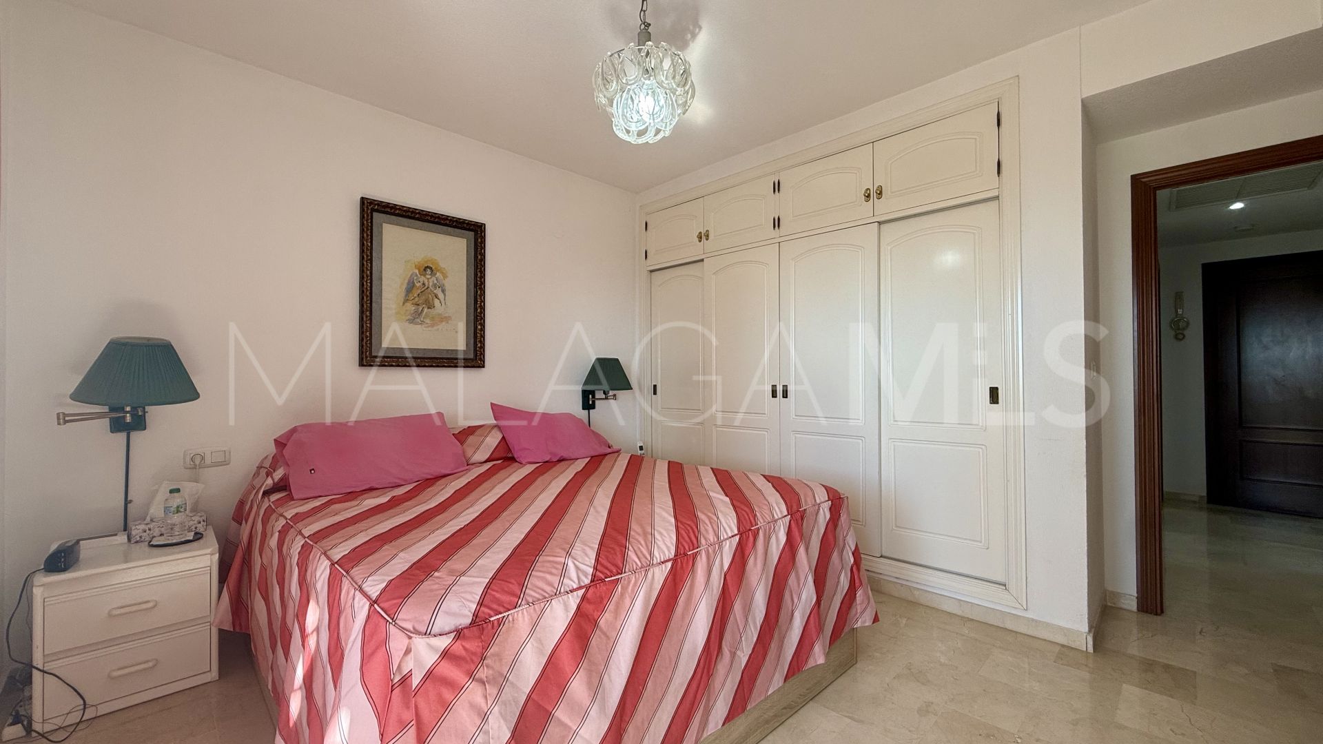 Duplex penthouse for sale in San Pedro de Alcantara with 3 bedrooms