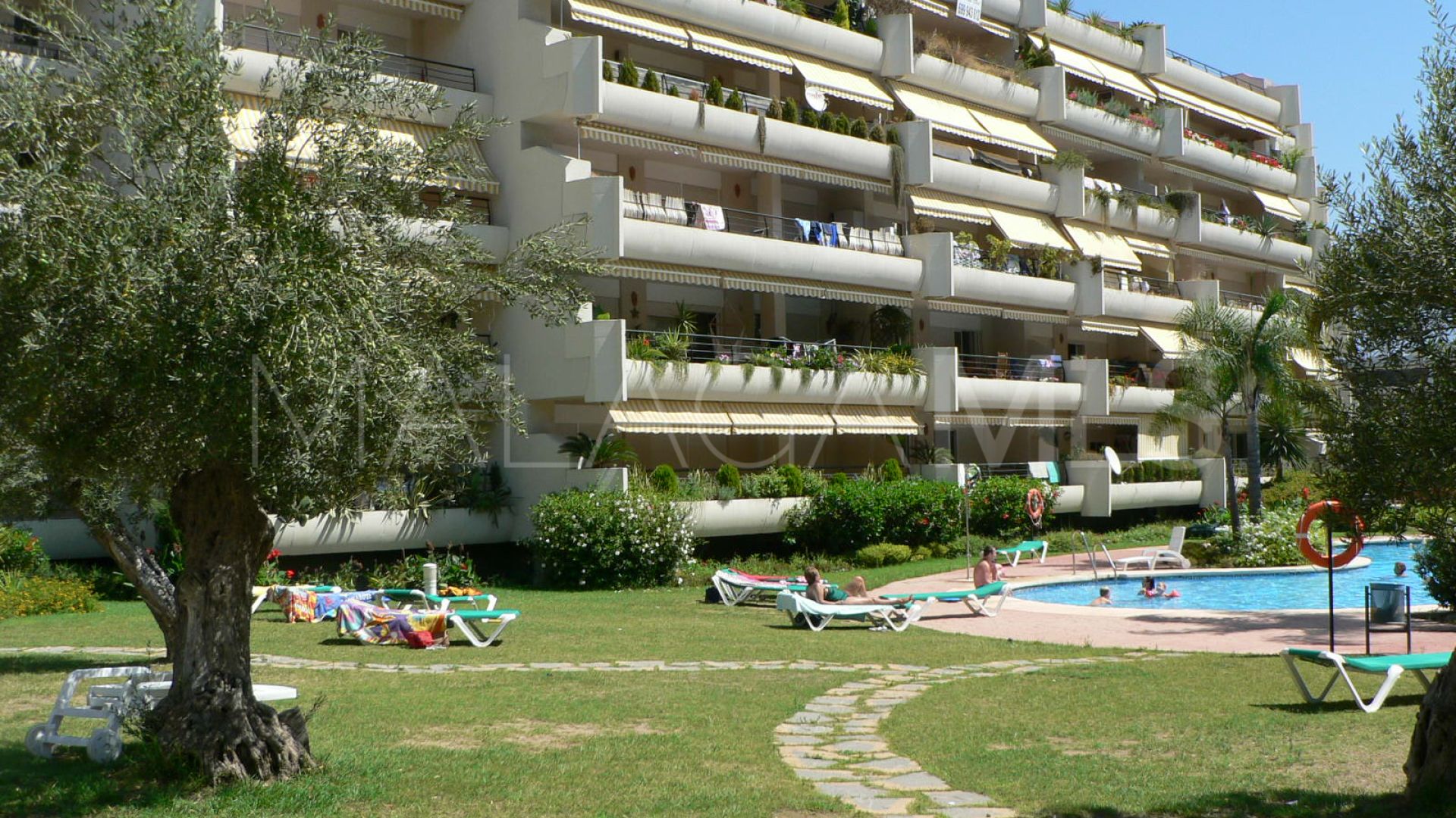 Lägenhet for sale in Guadalmina Alta