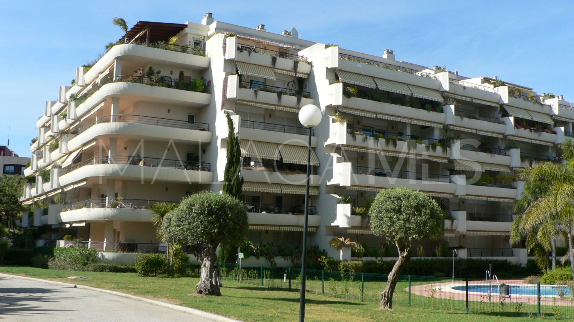 Lägenhet for sale in Guadalmina Alta