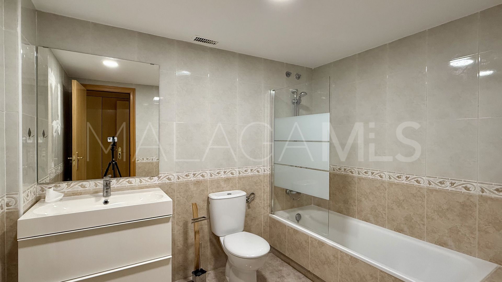 Lägenhet for sale in Guadalmina Alta