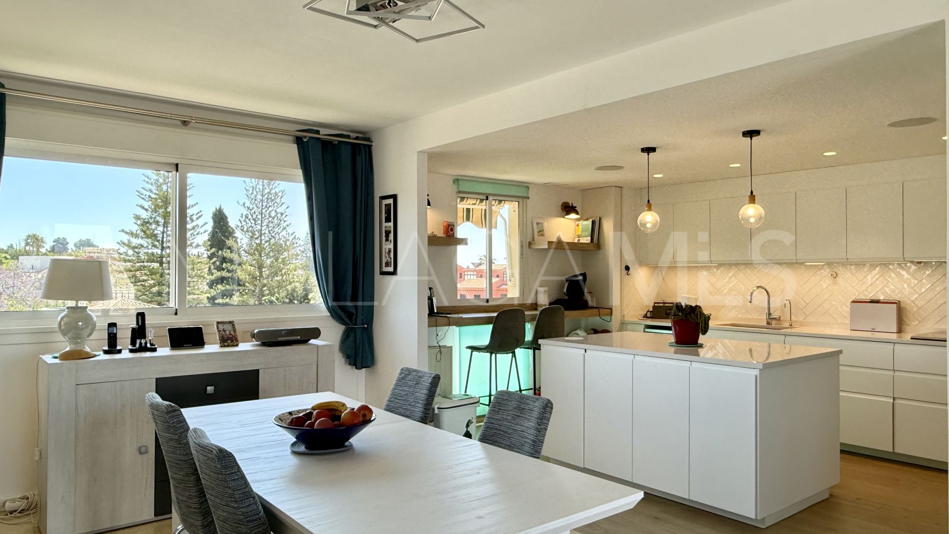 3 bedrooms penthouse in Guadalmina Alta for sale