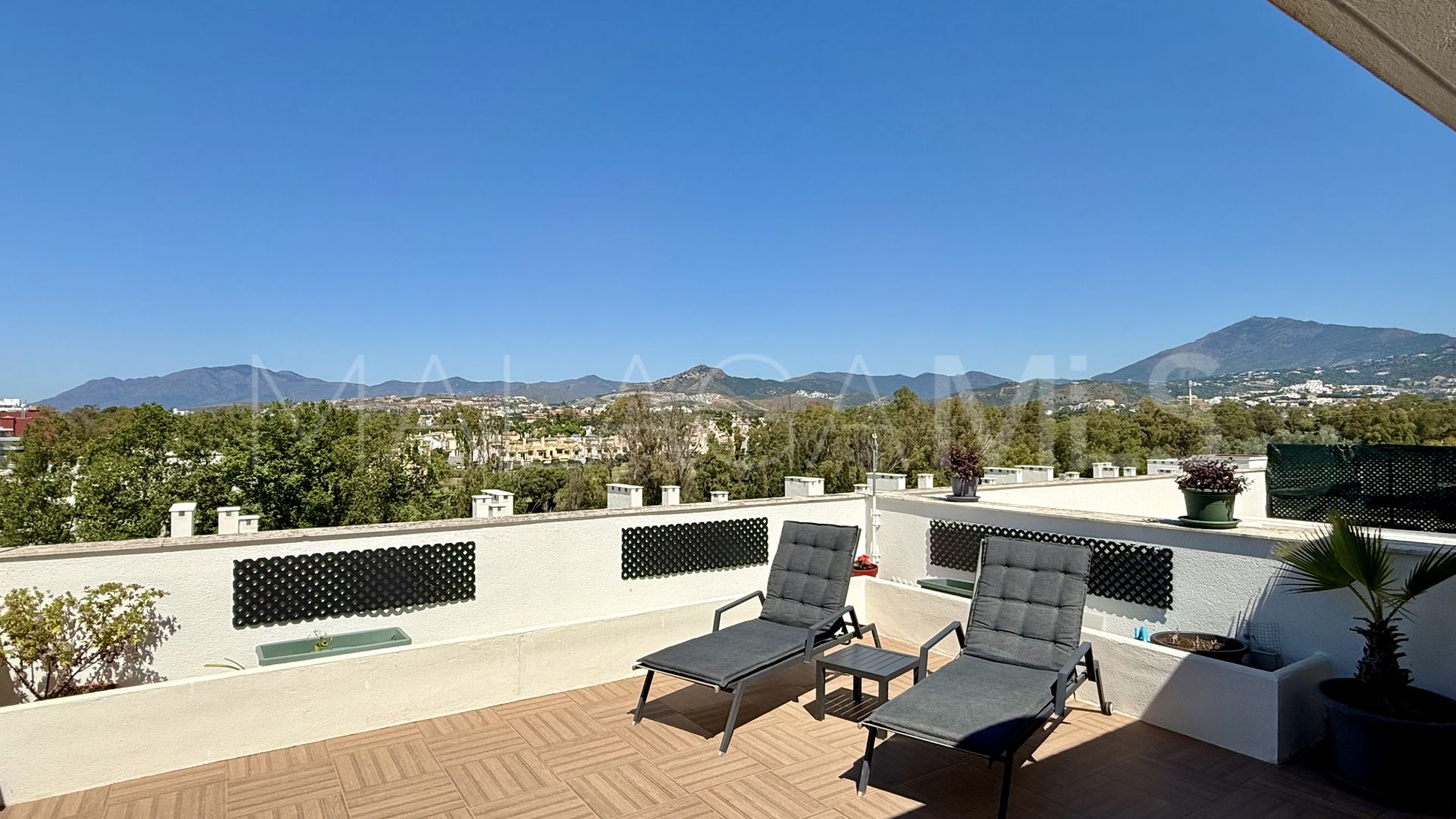 3 bedrooms penthouse in Guadalmina Alta for sale